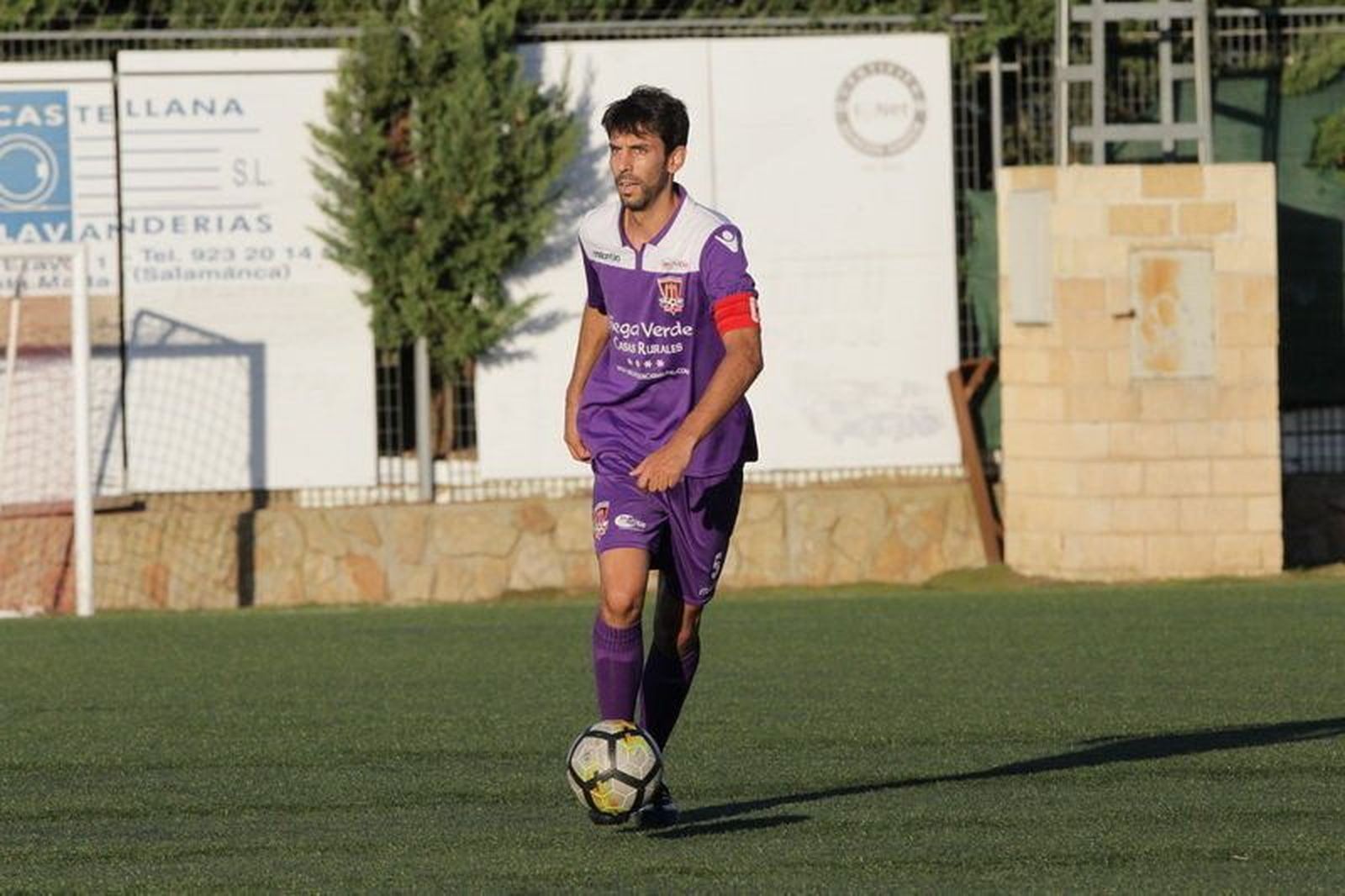 El Ciudad Rodrigo rescata un punto en León en el último minuto
