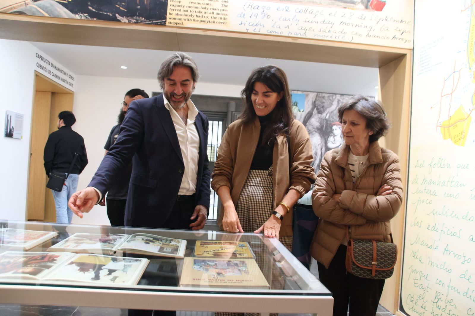  El Servicio de Actividades Culturales de la Universidad de Salamanca presenta la exposición “Caperucita en Manhattan y otros cuentos”