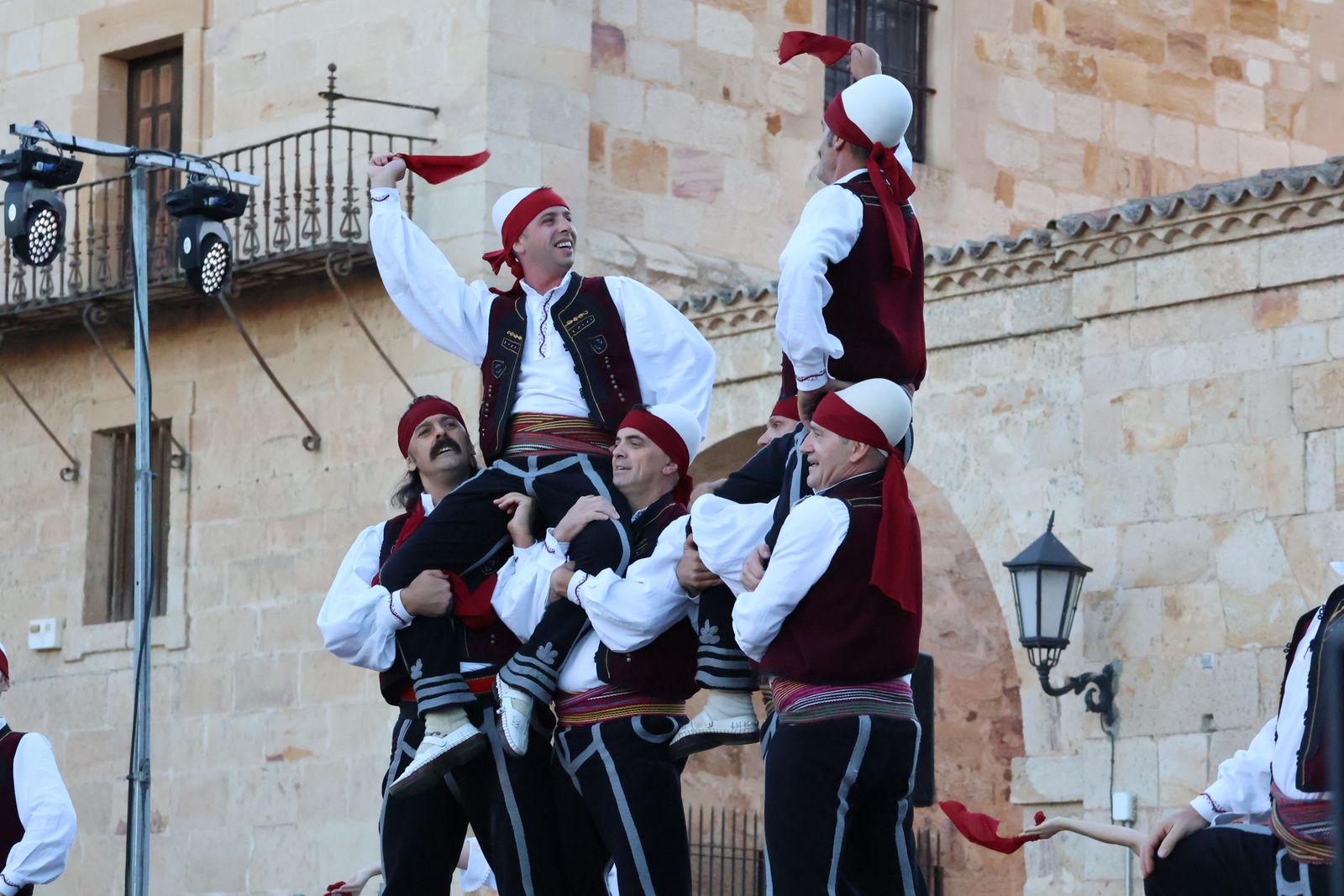 clausura-del-festival-internacional-de-folklore-de-zamora-25