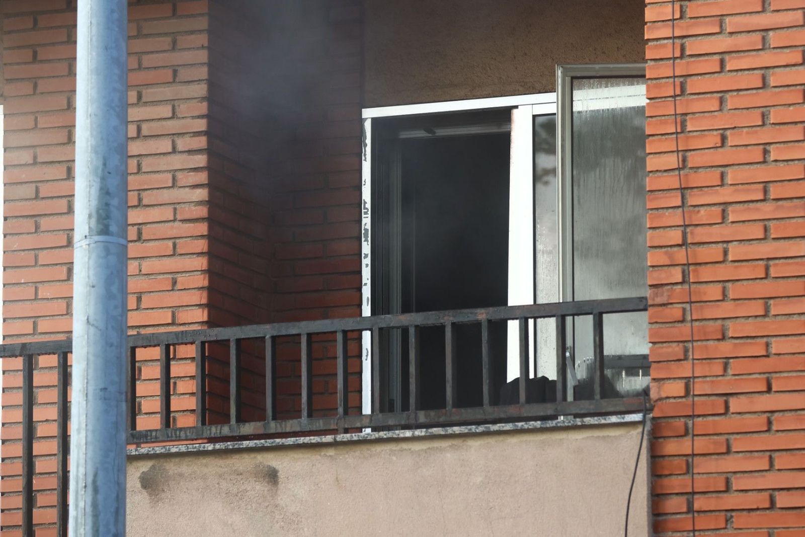 Incendio en una vivienda en Pizarrales