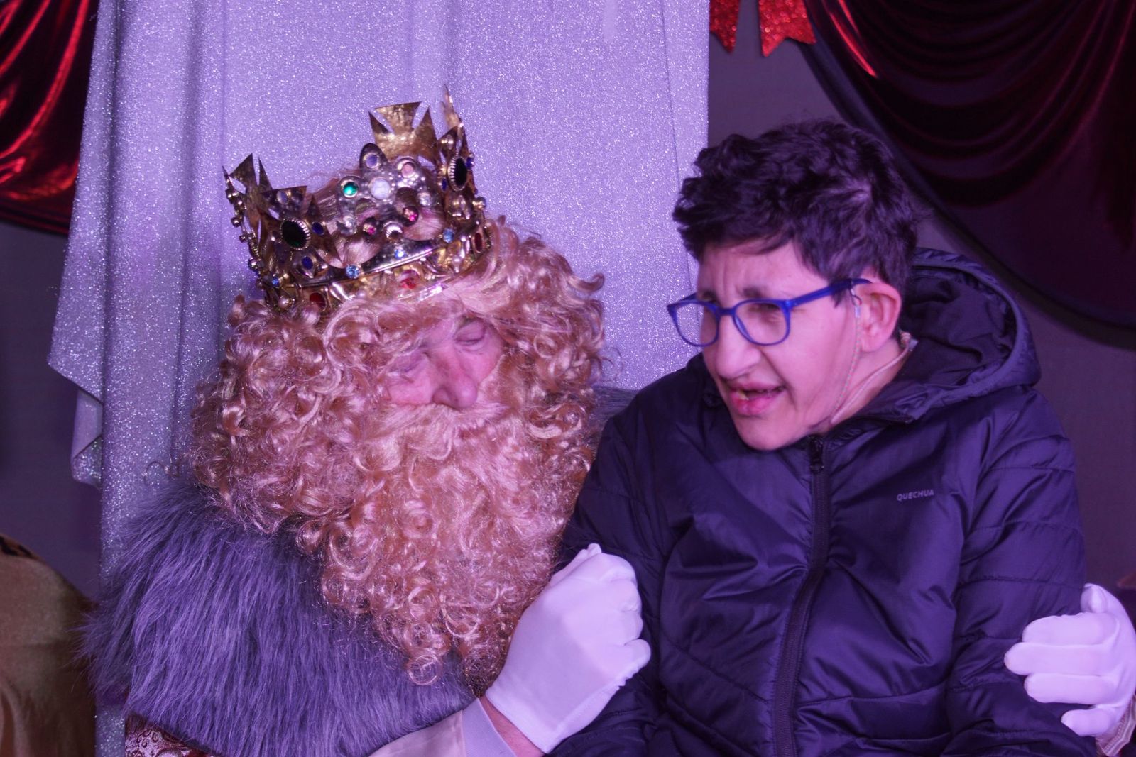 Los Reyes Magos reciben las cartas de los niños de El Encinar