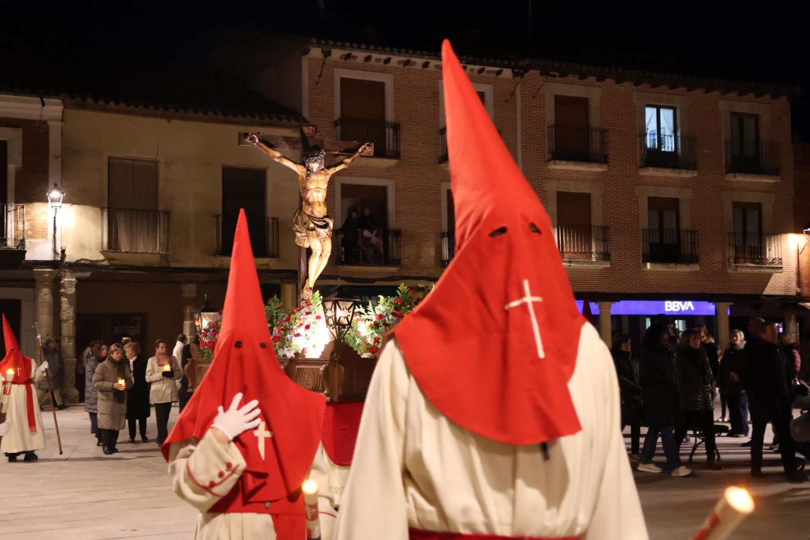 Revive en imágenes la procesión del Silencio en Villalpando