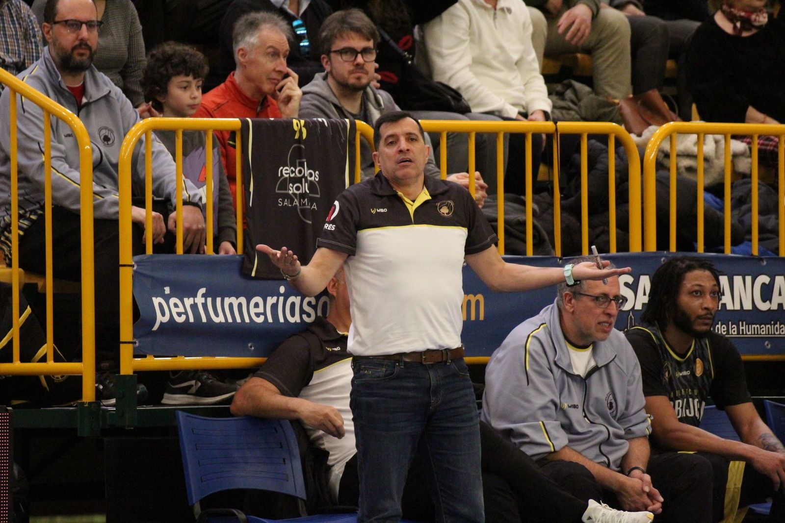 Perfumerías Avenida - Atlético Carbajosa