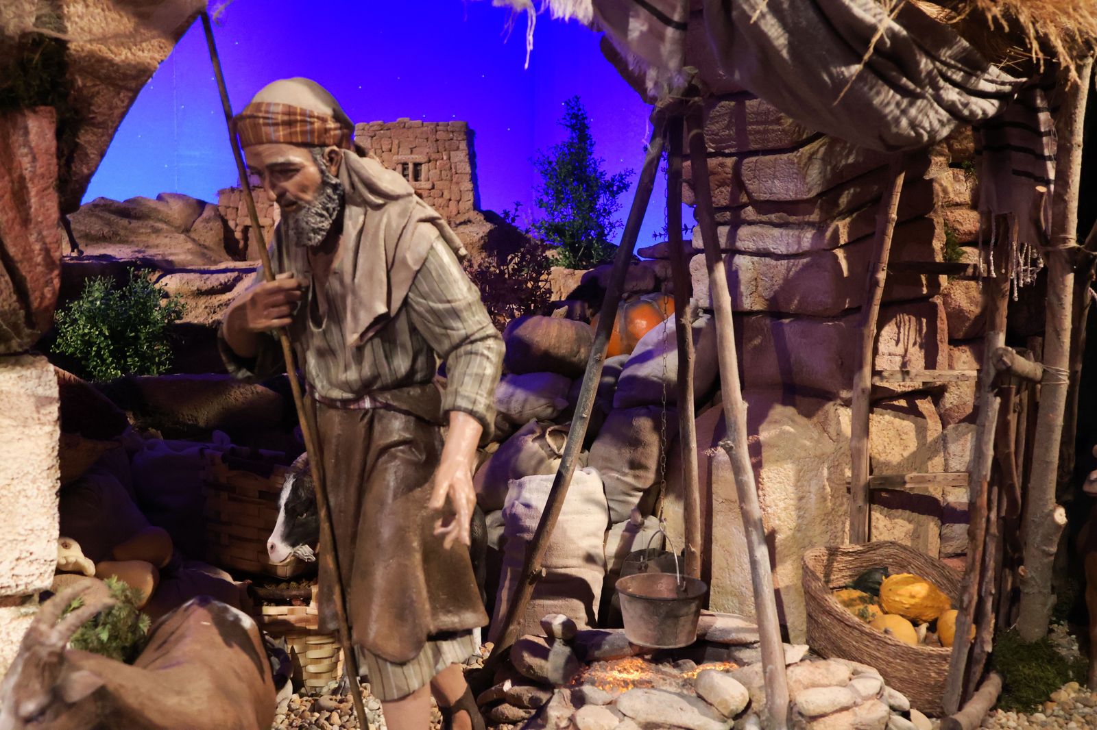 belen-municipal-en-la-iglesia-de-la-magdalena-13