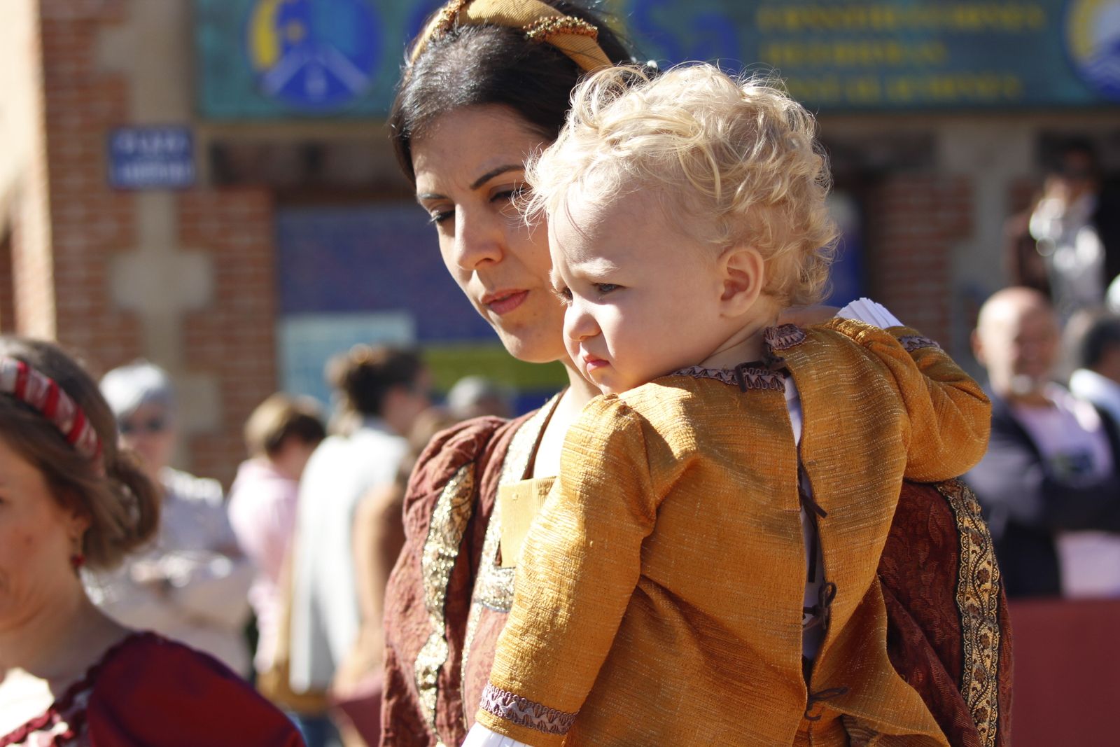 Aldeatejada vuelve a disfrutar de su mercado medieval por las Vísperas Nupciales