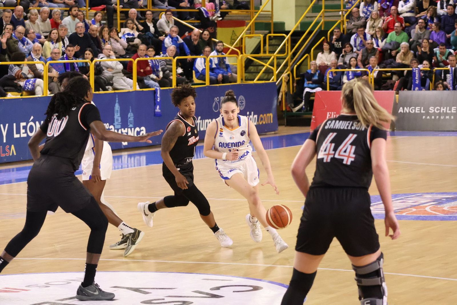 Perfumerías Avenida - Cukurova