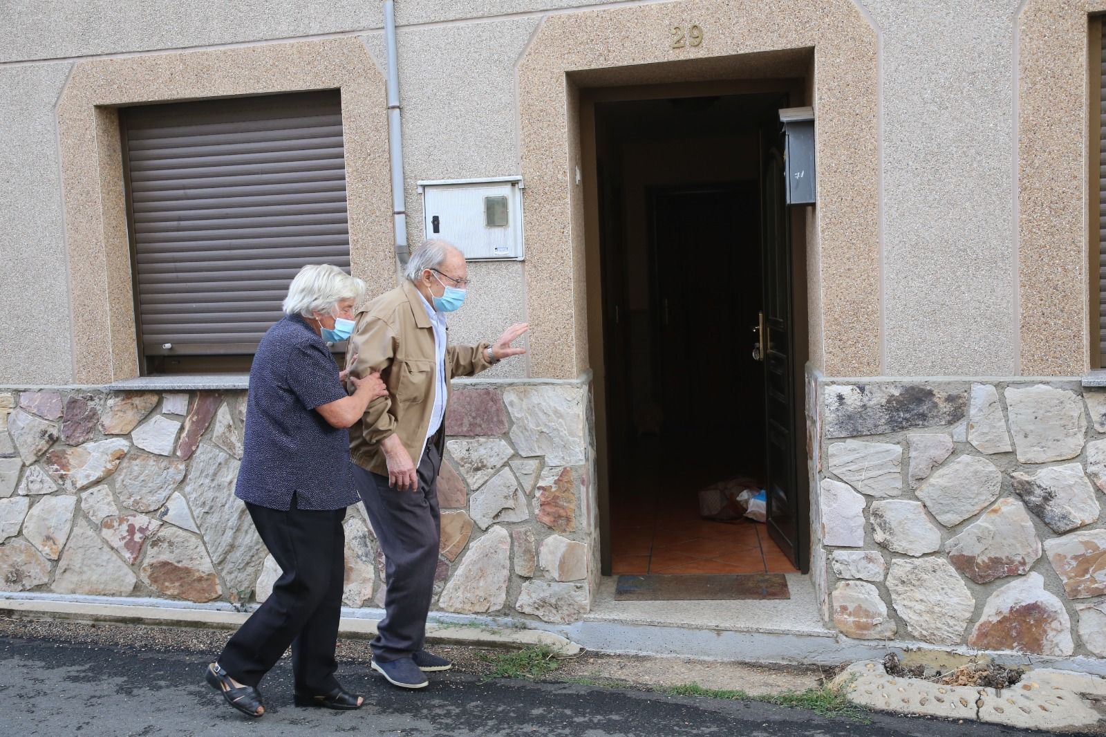 las-desoladoras-imagenes-de-la-sierra-de-la-culebra-tras-el-incendio-15