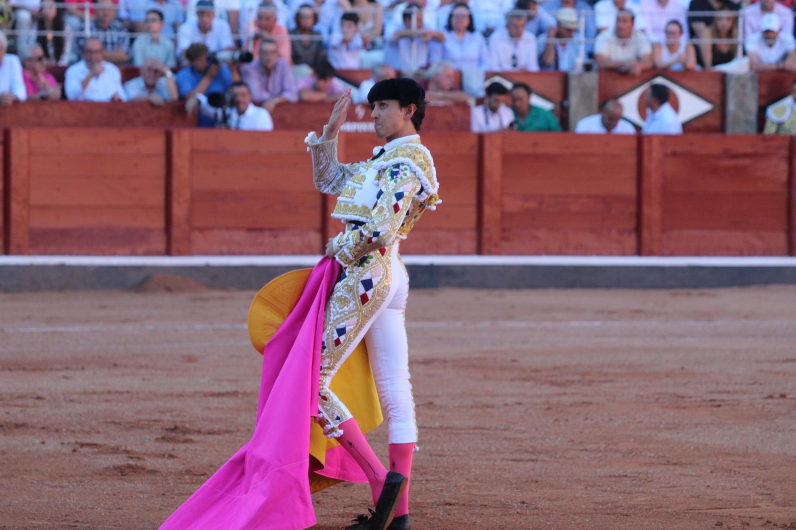 Emilio de Justo, Juan Ortega y Roca Rey inauguran el cartel de figuras en la feria de Salamanca: la corrida de Garcigrande en imágenes