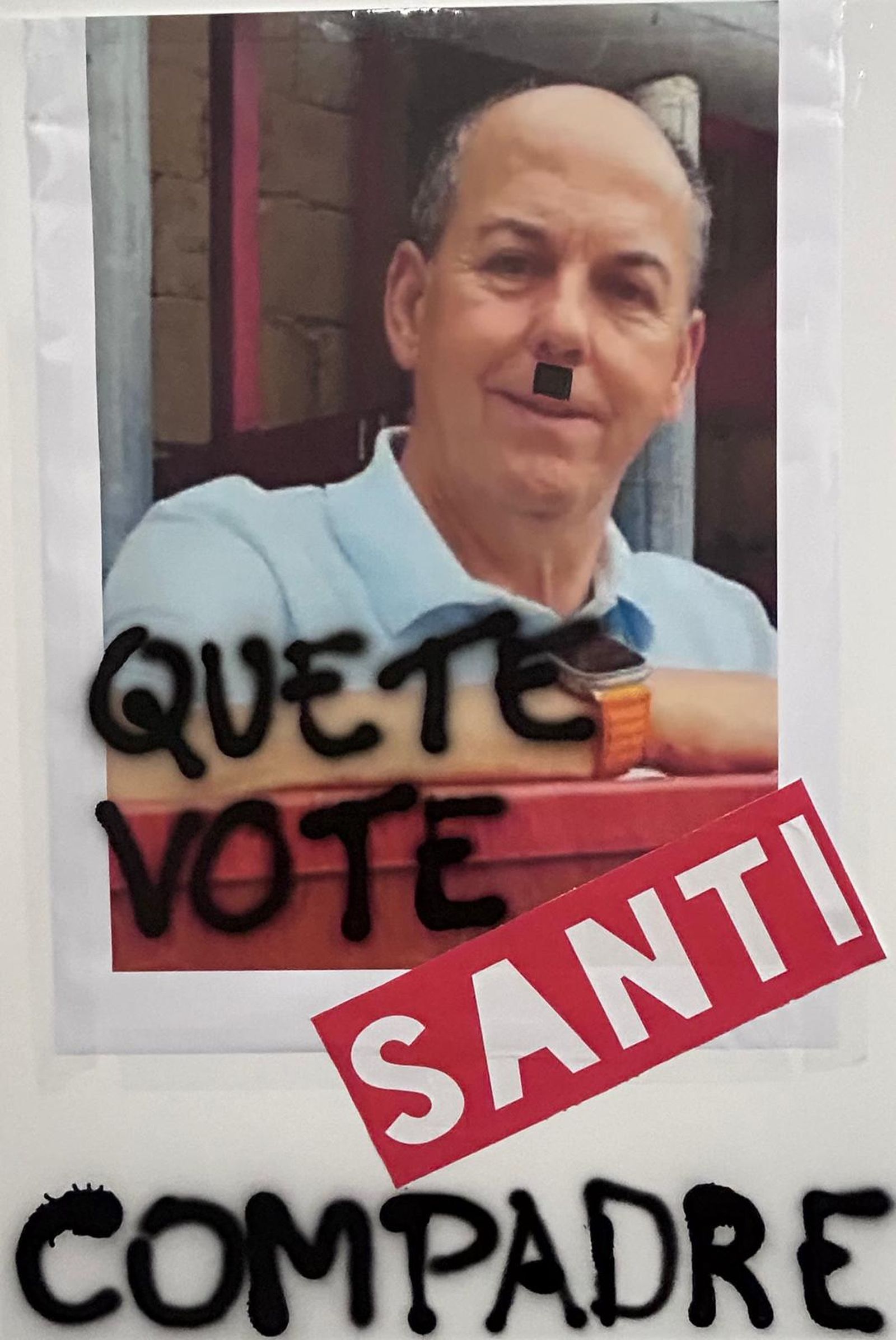 Manifestación contra el alcalde en Aldeadávila de la Ribera