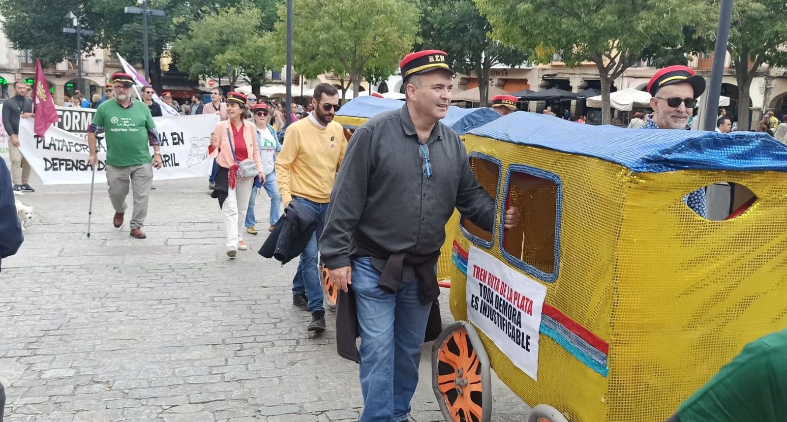 Detalle de la manifestación por la Ruta de la Plata en Plasencia el pasado fin de semana.