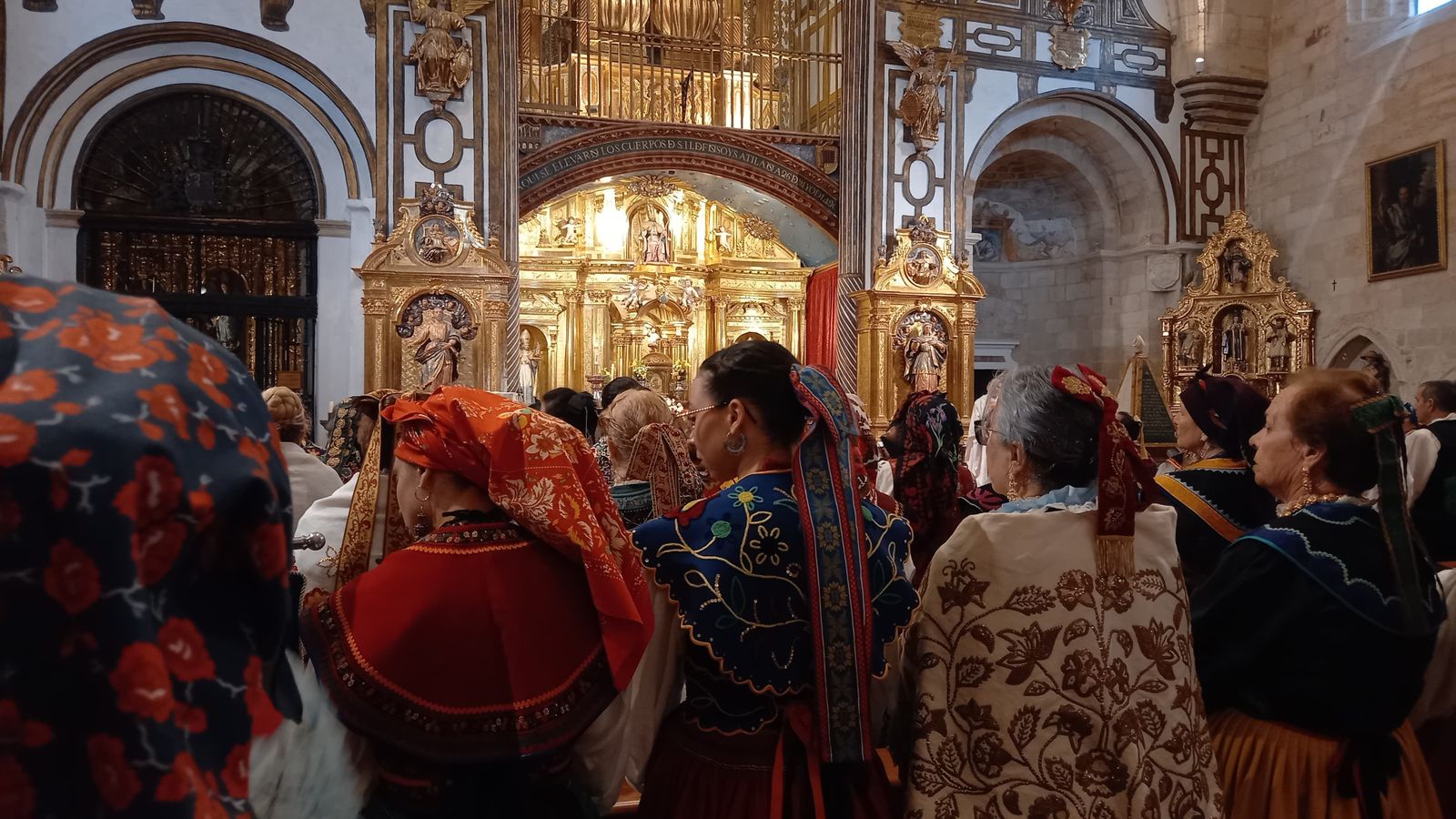 Misa Tradicional Zamorana en la iglesia de San Ildefonso