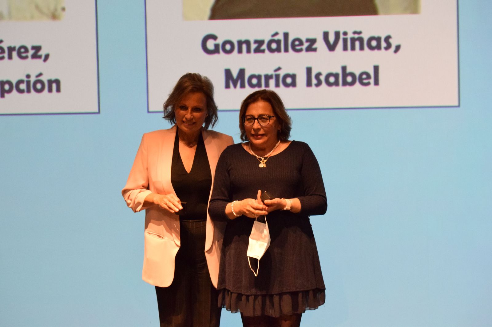 el-colegio-de-enfermeria-de-zamora-rinde-homenaje-a-los-companeros-jubilados-29