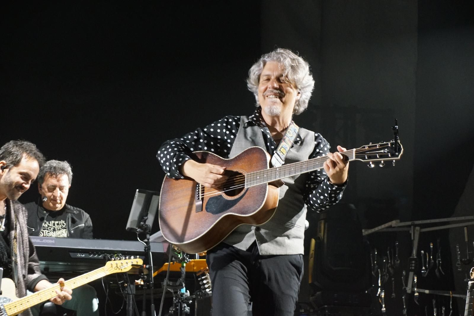 concierto-de-manolo-garcia-en-el-multiusos-sanchez-paraiso-fotos-juanes-38