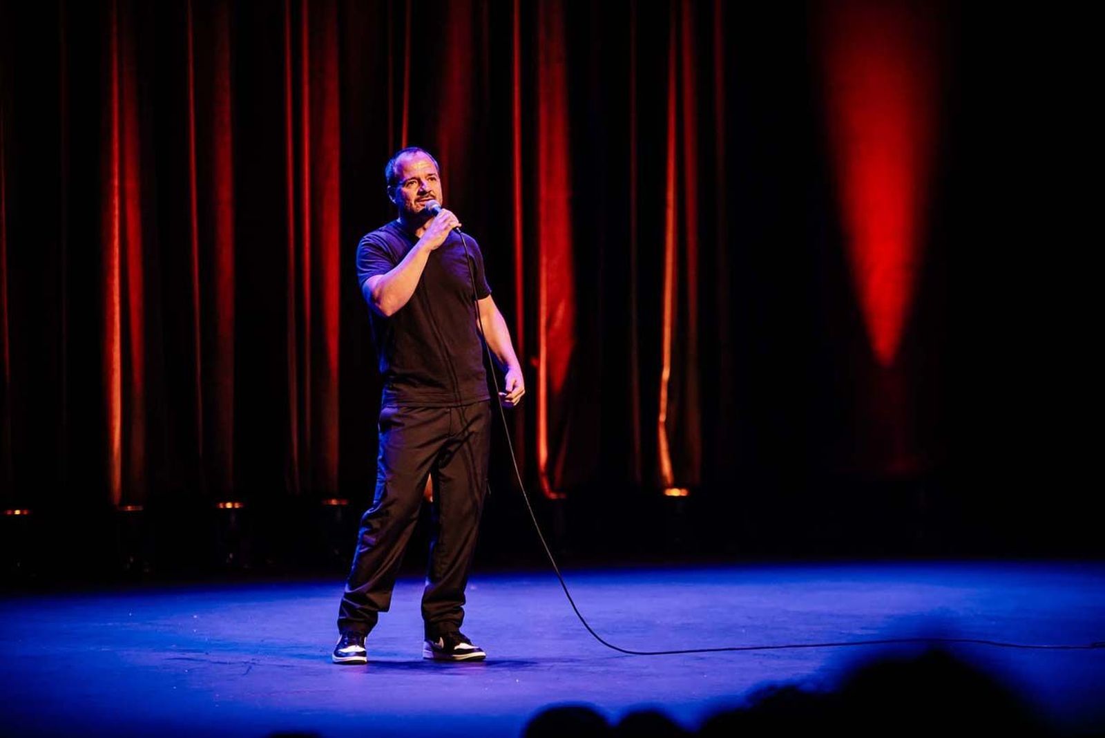 Ángel Martín regresa a Zamora con 'Nuevo material'