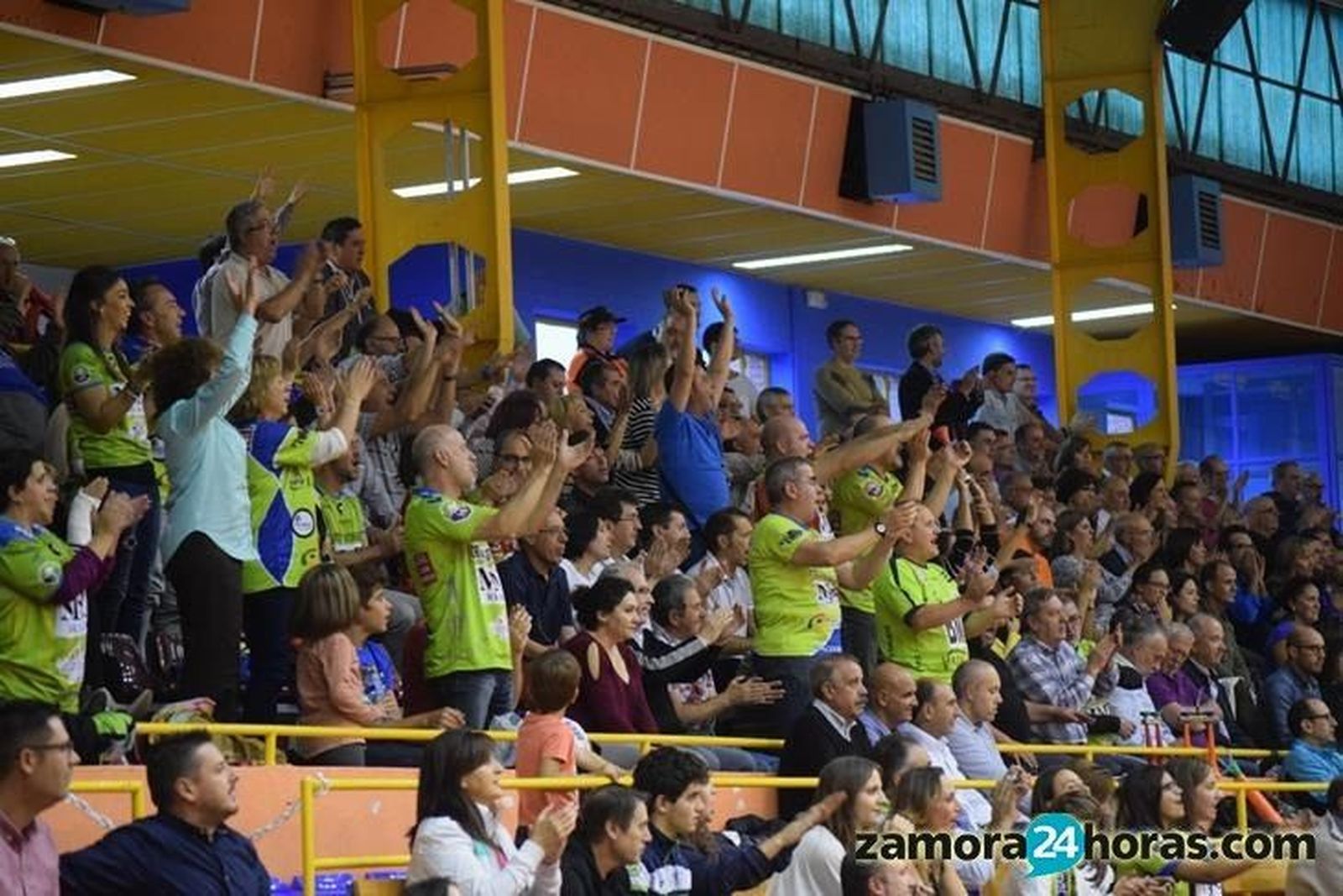 La mejor entrada de la temporada en el Ángel Nieto