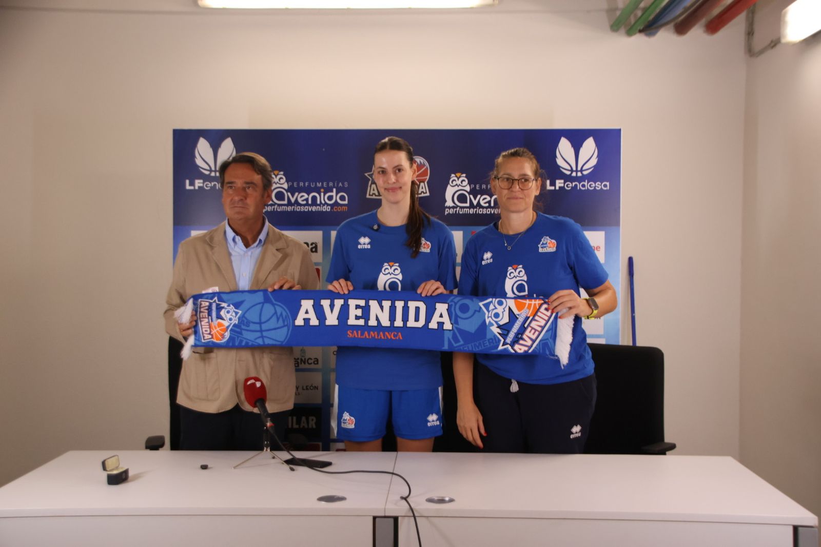 Presentación de Natalie Stoupalova