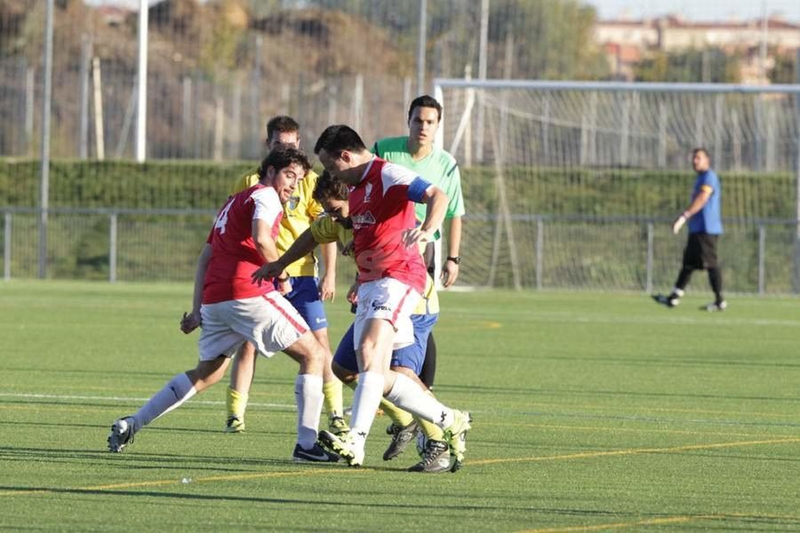 Los conjuntos del fútbol modesto comienzan su andadura en busca de los primeros puntos