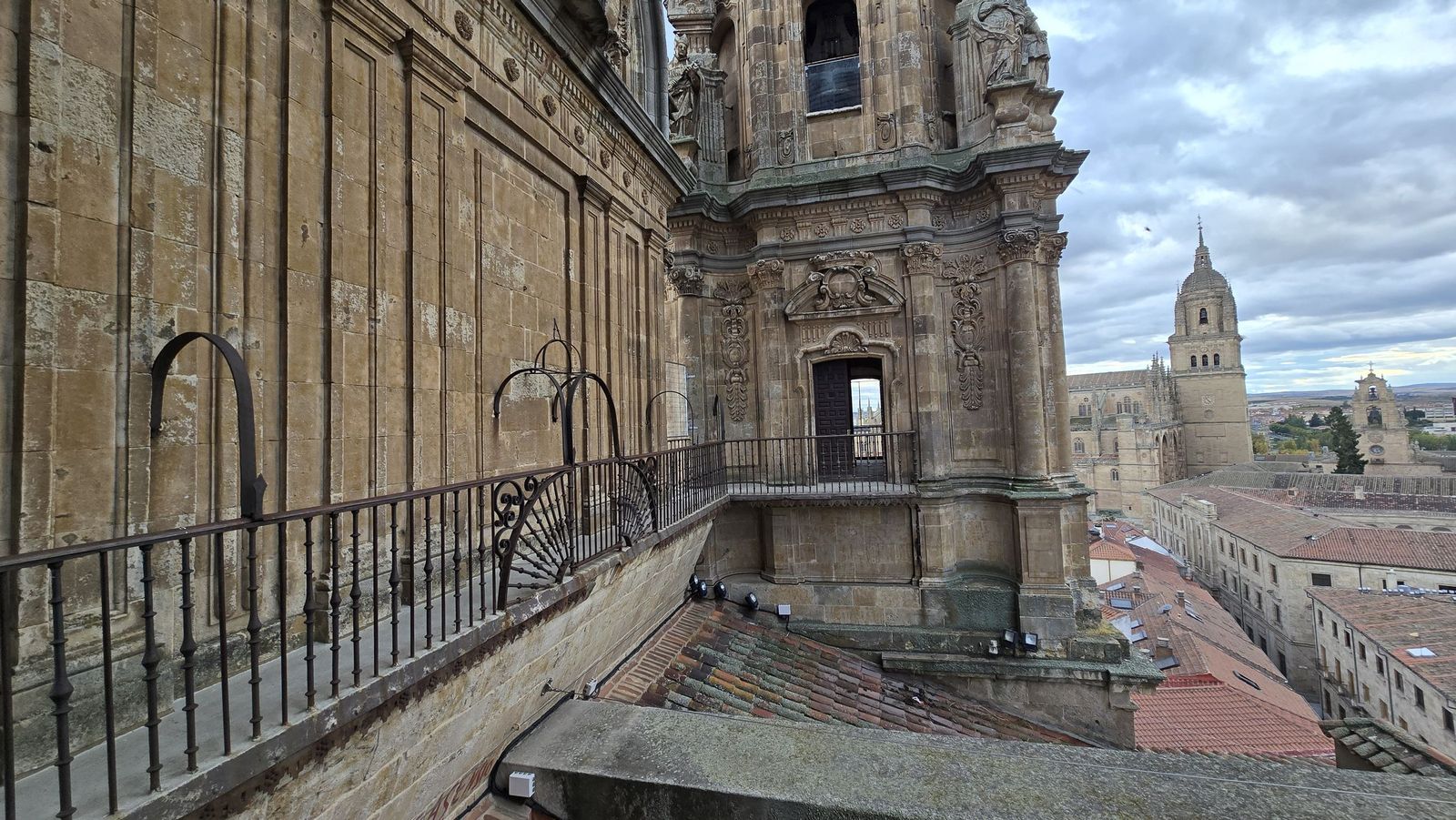 Vistas desde el Scala Coeli de Salamanca y su Catedral