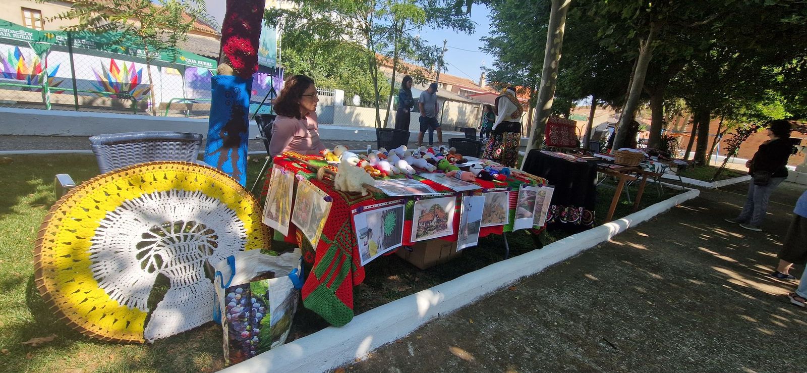 Valdeperdices acoge con éxito el segundo Encuentro Provincial de Tejedoras Rurales