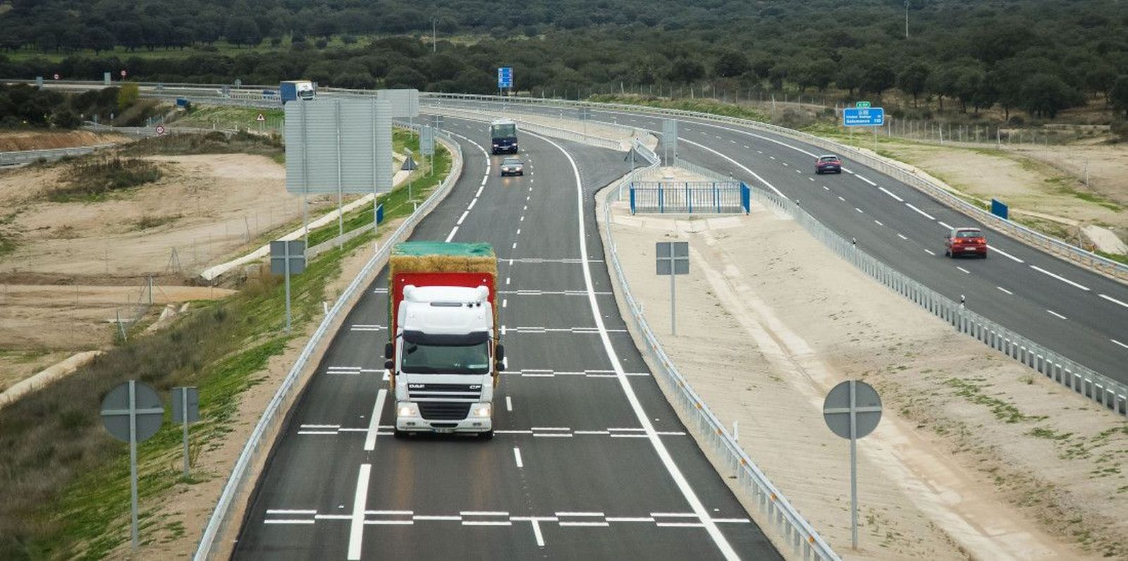 Un conductor de avanzada edad provoca momentos de tensión en la A-62 al conducir en sentido contrario a la altura de Ciudad Rodrigo