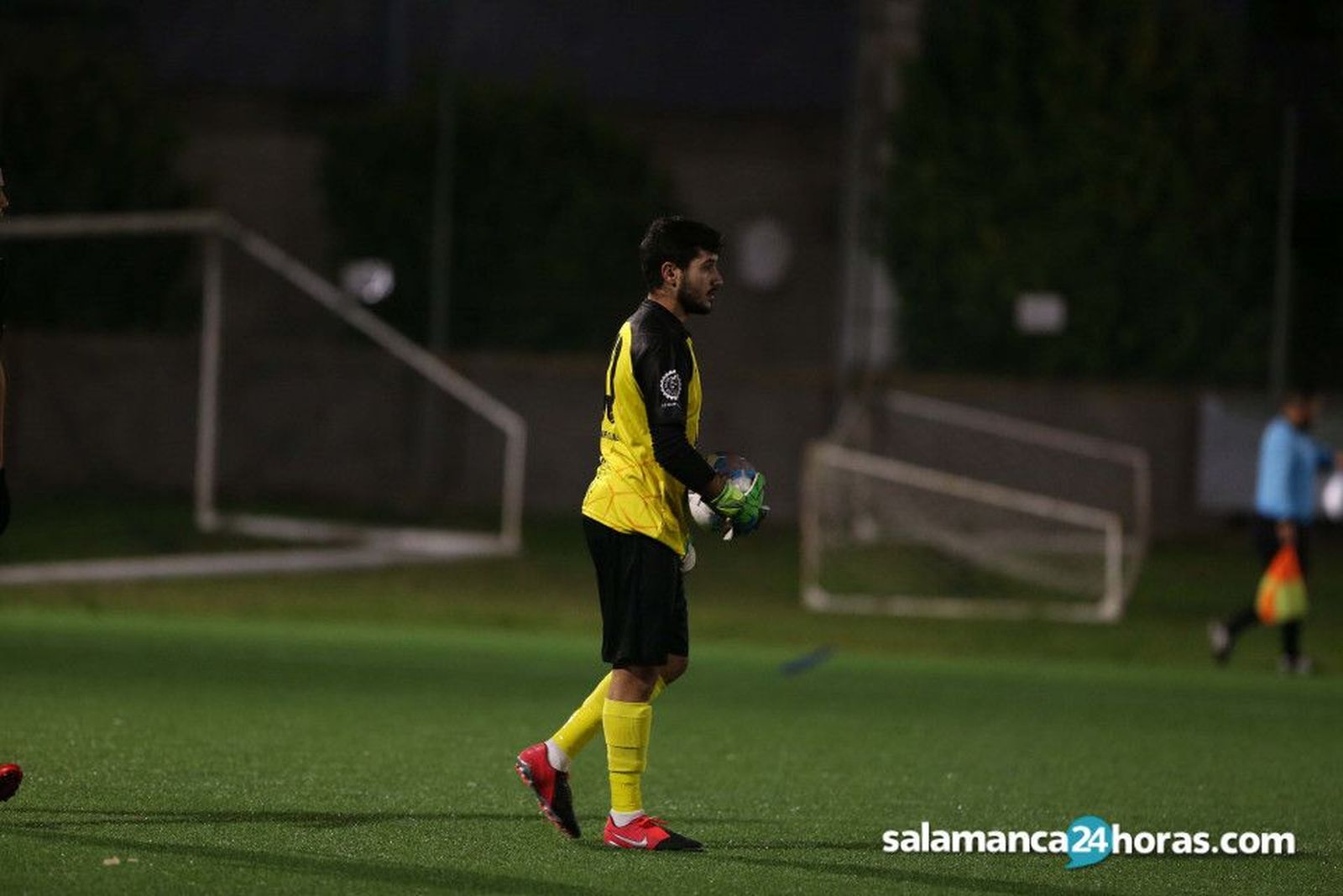 Kike, portero del Béjar.