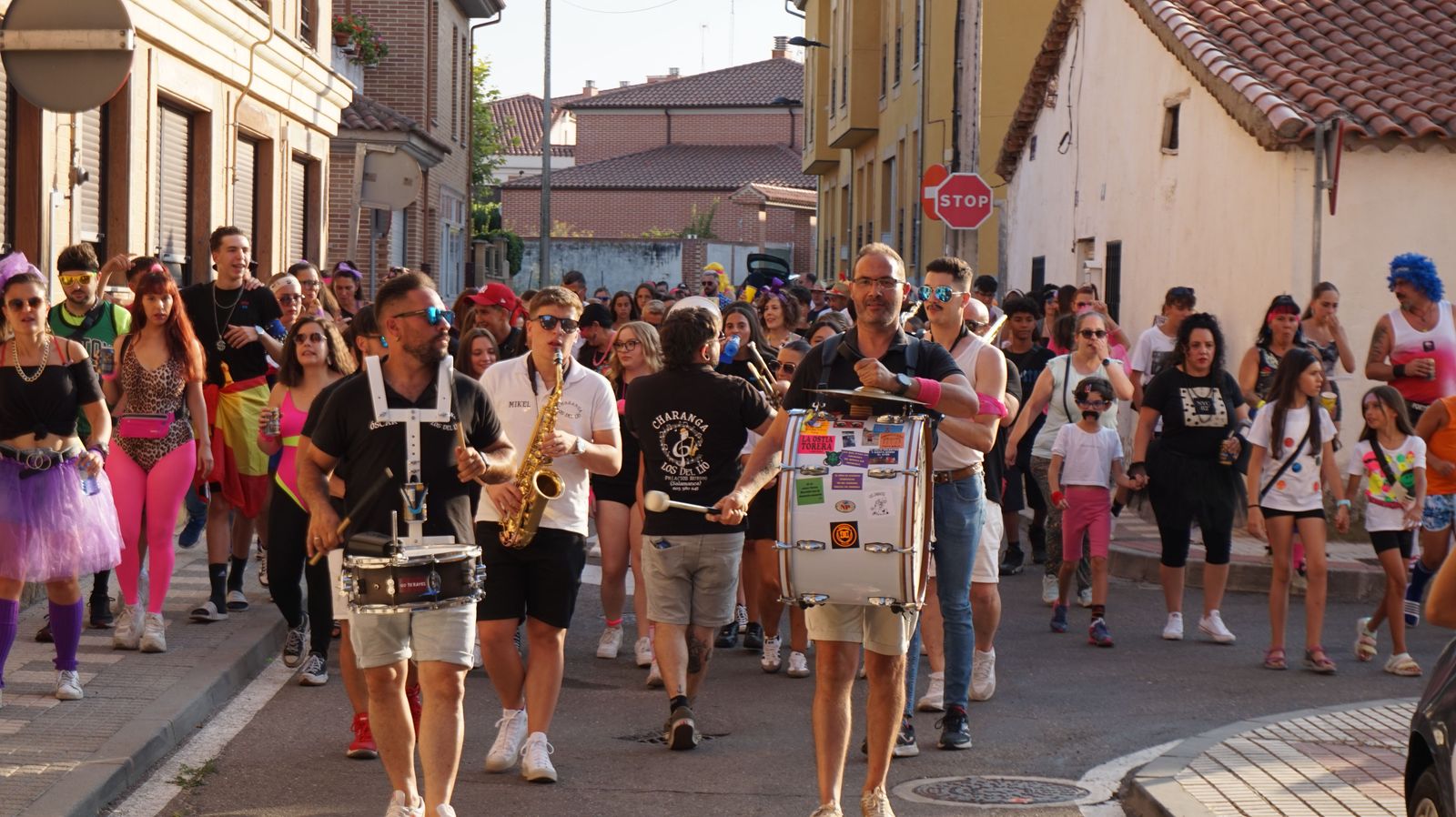 desfile-de-penas-en-castellanos-de-moriscos-41