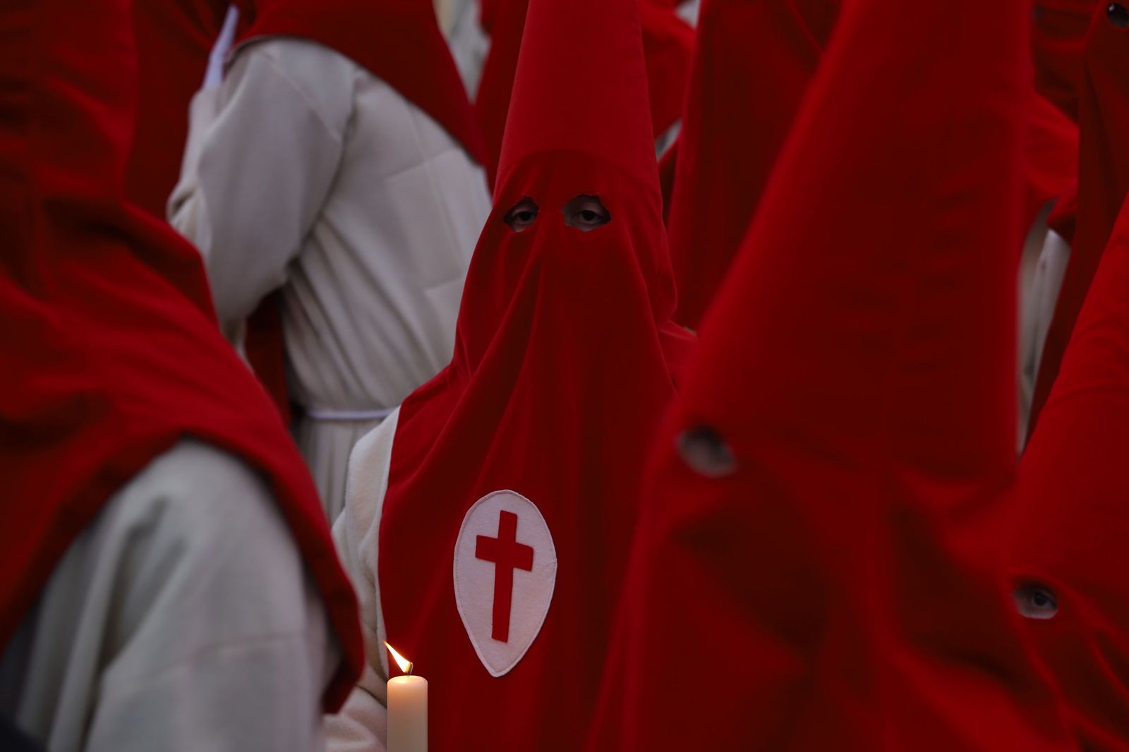GALERÍA | Revive en imágenes la procesión del Silencio