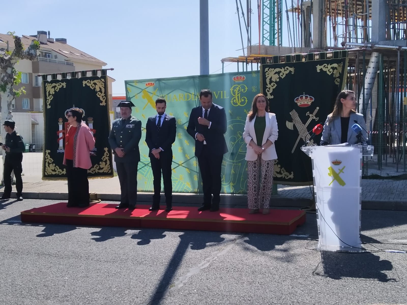 visita-secretario-de-estado-de-seguridad-al-cuartel-de-la-guardia-civil-de-santa-marta-16