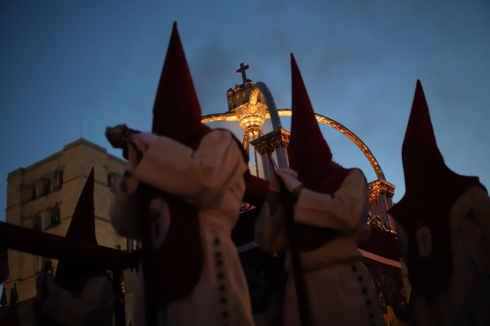 procesion-de-la-cofradia-del-silencio-foto-maria-lorenzo-17
