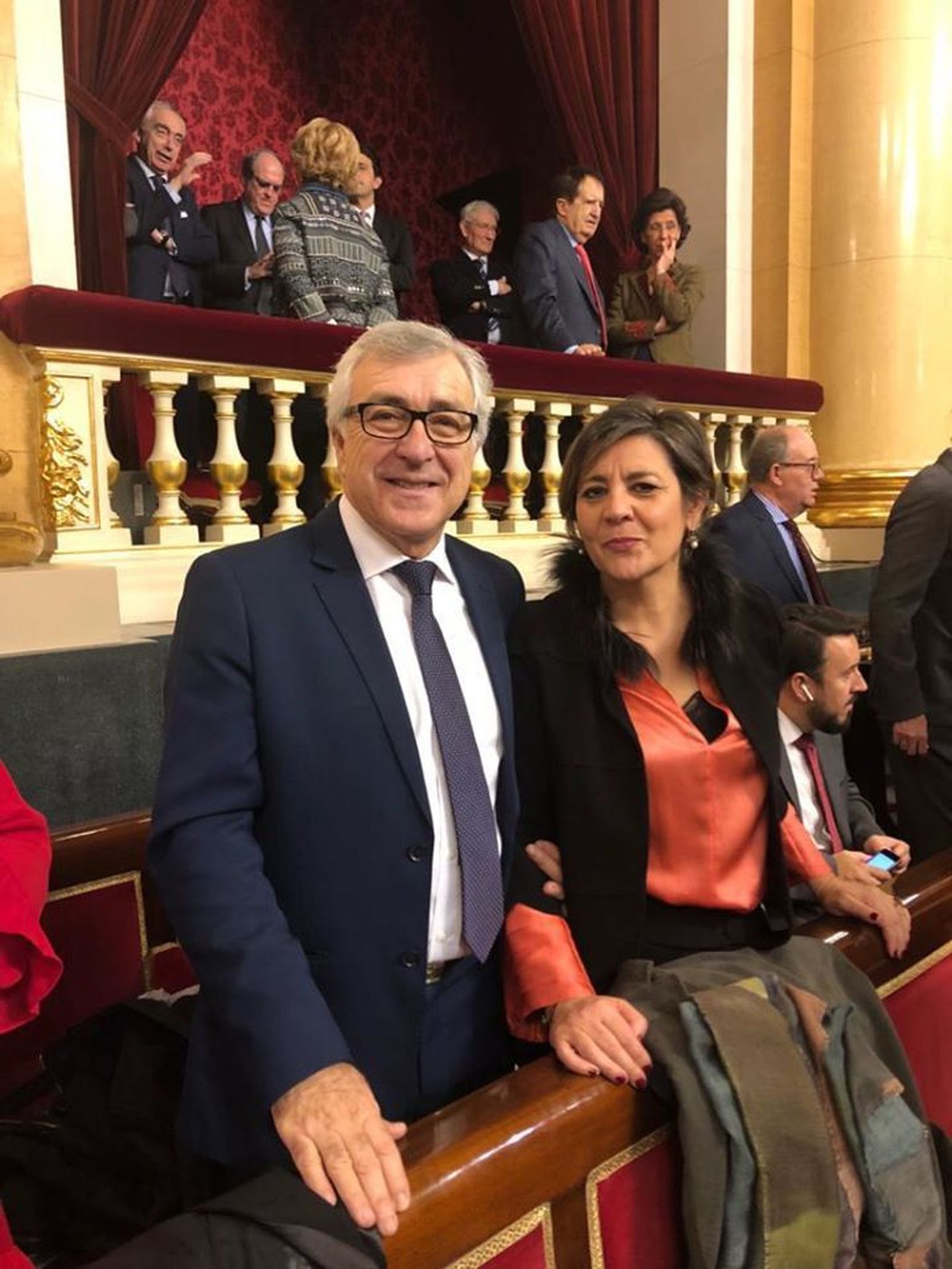 04 PSOE Zamora 03 12 19. Josu00e9 Fernu00e1ndez Sesiu00f3n Constituyente Senado con Senadores PSOE Castilla y Leu00f3n