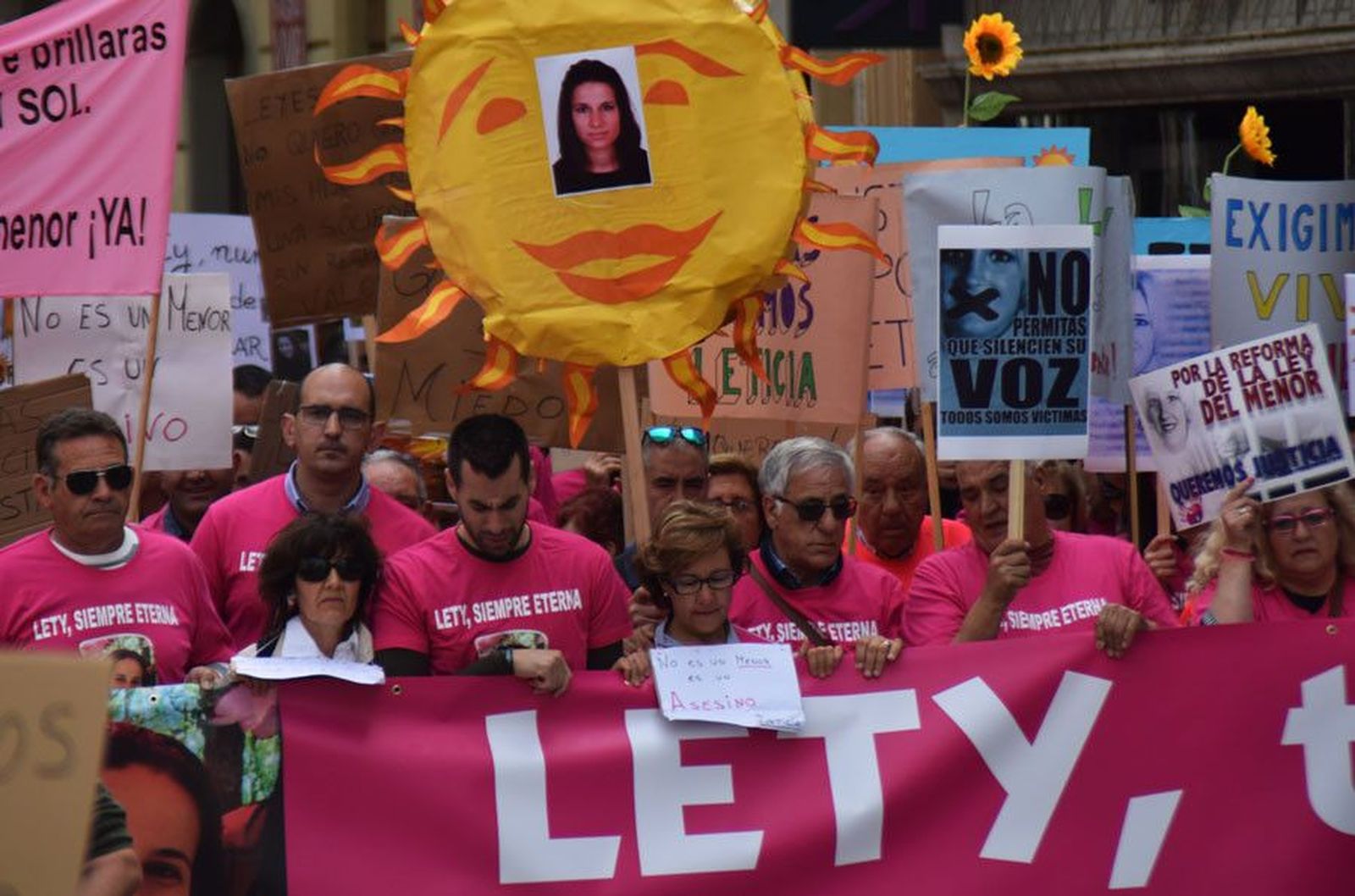 Leticia manifestacion novio madre