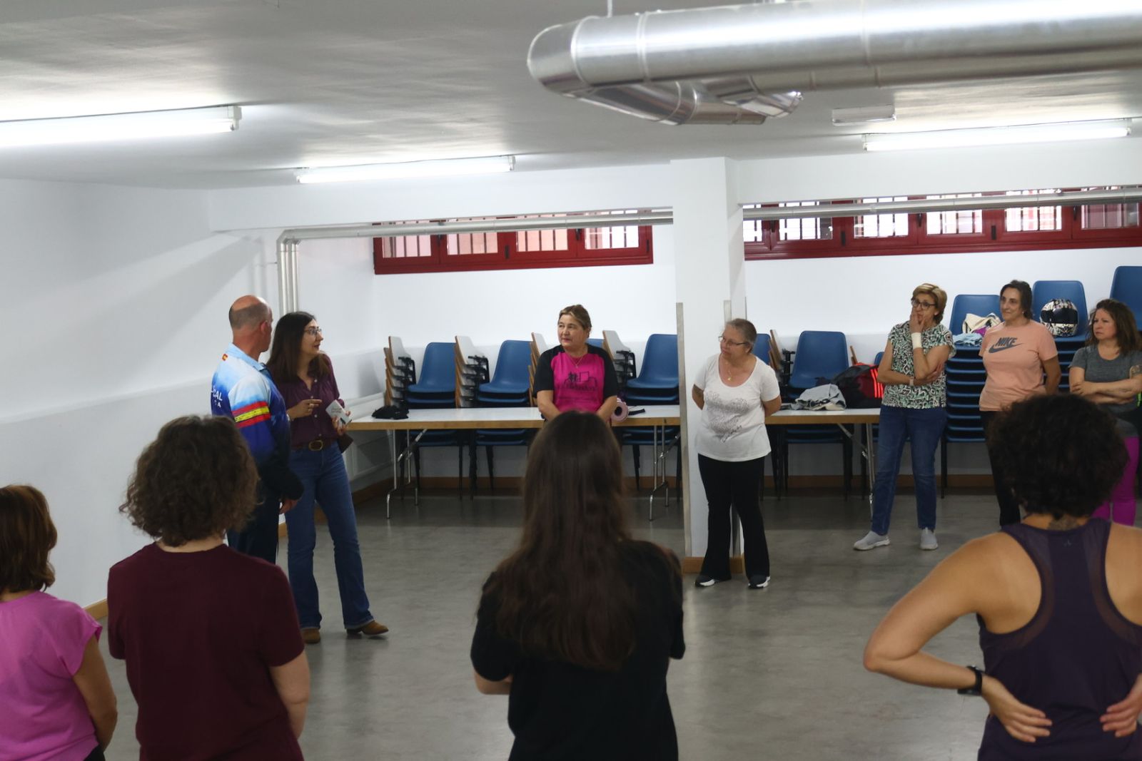 Primer taller de autodefensa en el Centro de Participación Luis Vives