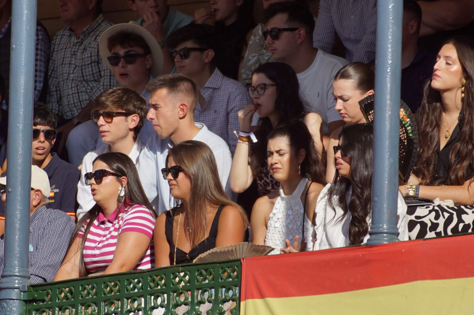 Así han vivido los salmantinos el primer festejo de la feria taurina 2025: imágenes del ambiente en los tendidos y en el patio de cuadrillas