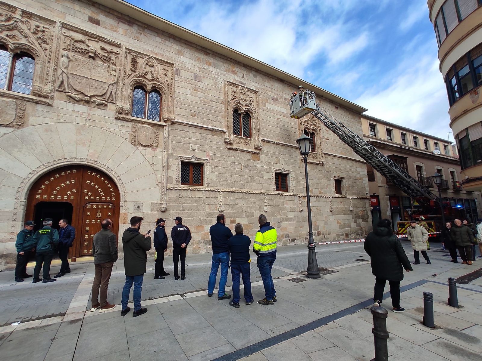 Desprendimientos en el edificio de la Audiencia