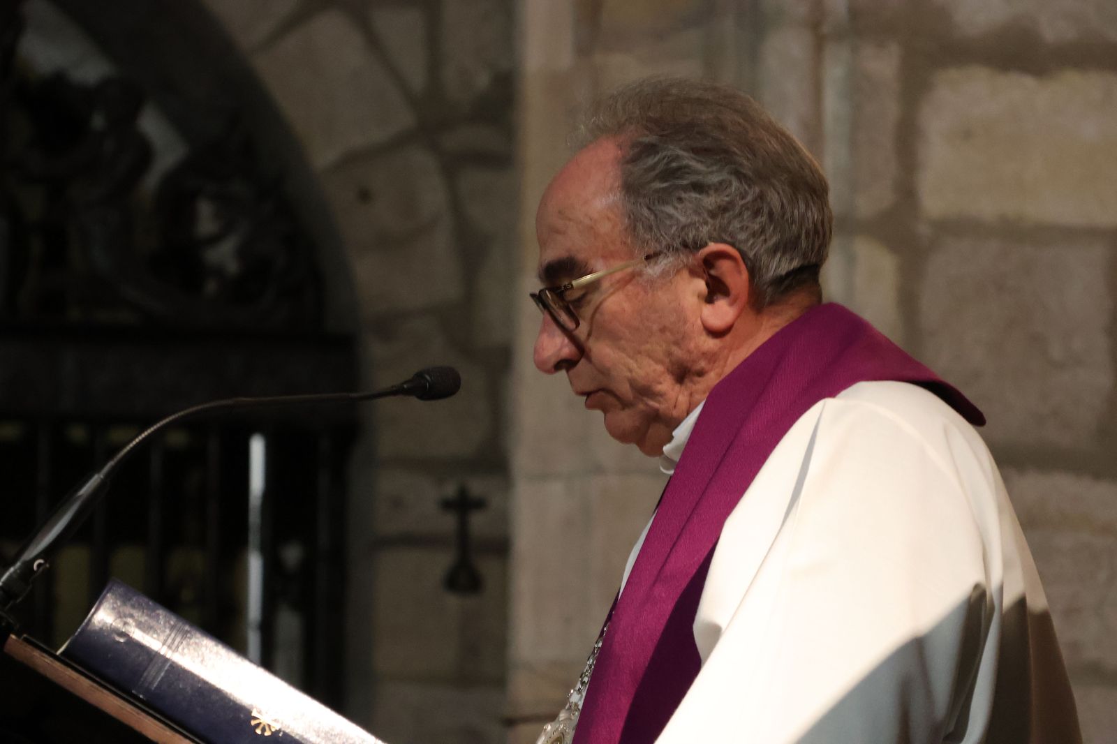 paso-de-los-ninos-ante-la-virgen-de-la-soledad-5