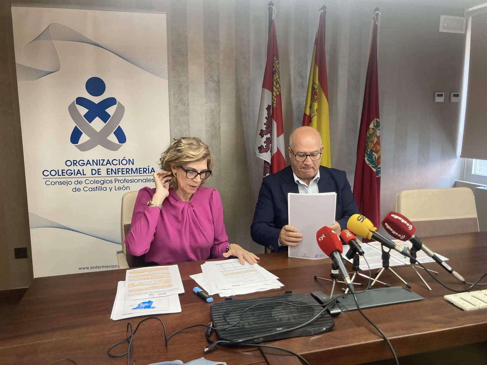 Isabel Galán y Enrique Ruiz Forner, durante la rueda de prensa.   EUROPA PRESS