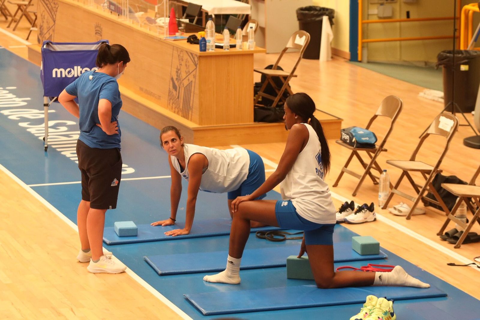 inicio-de-los-entrenamientos-del-perfumerias-avenida-temporada-2021-2022-1