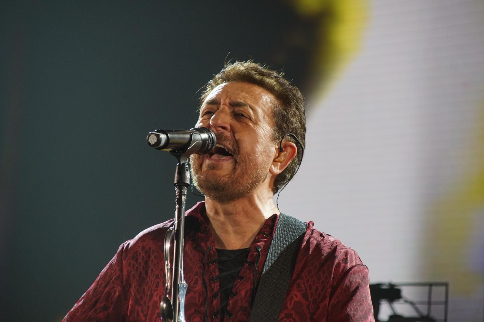 concierto-de-manolo-garcia-en-el-multiusos-sanchez-paraiso-fotos-juanes-65