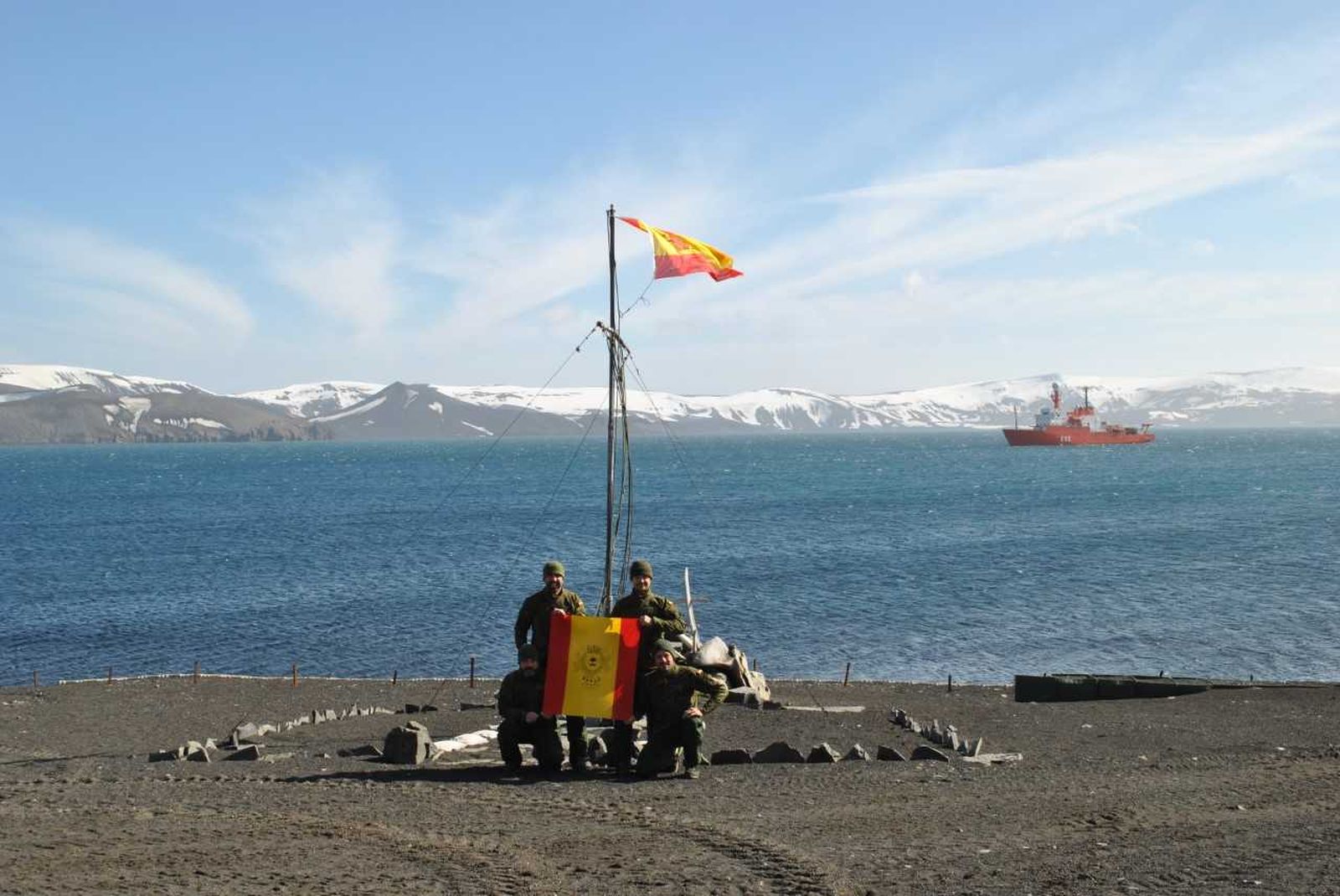 XXXVI campaña Antártica del Ejército de Tierra