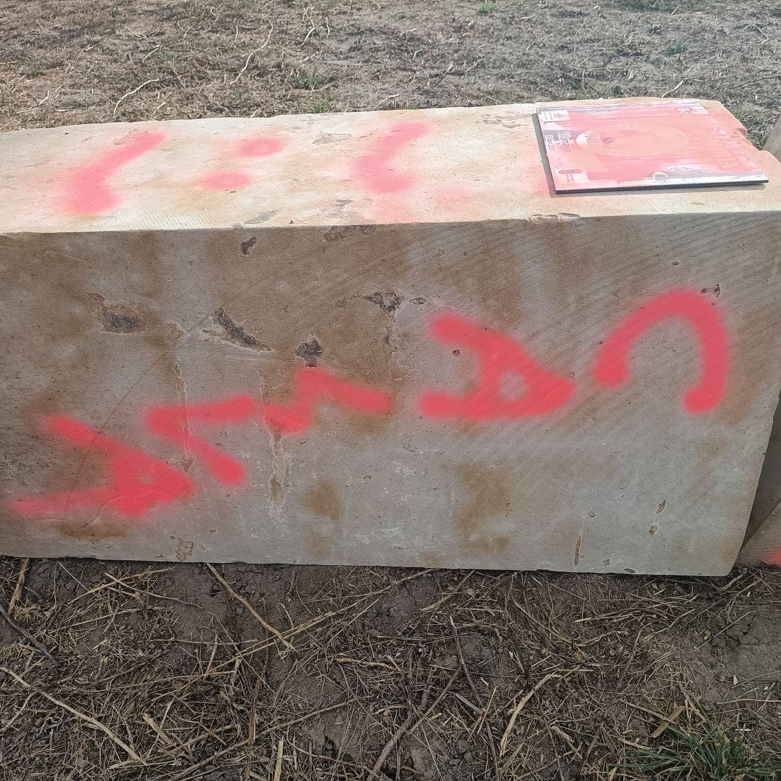 whatsapp-image-2023-10-24-at-22-13-04