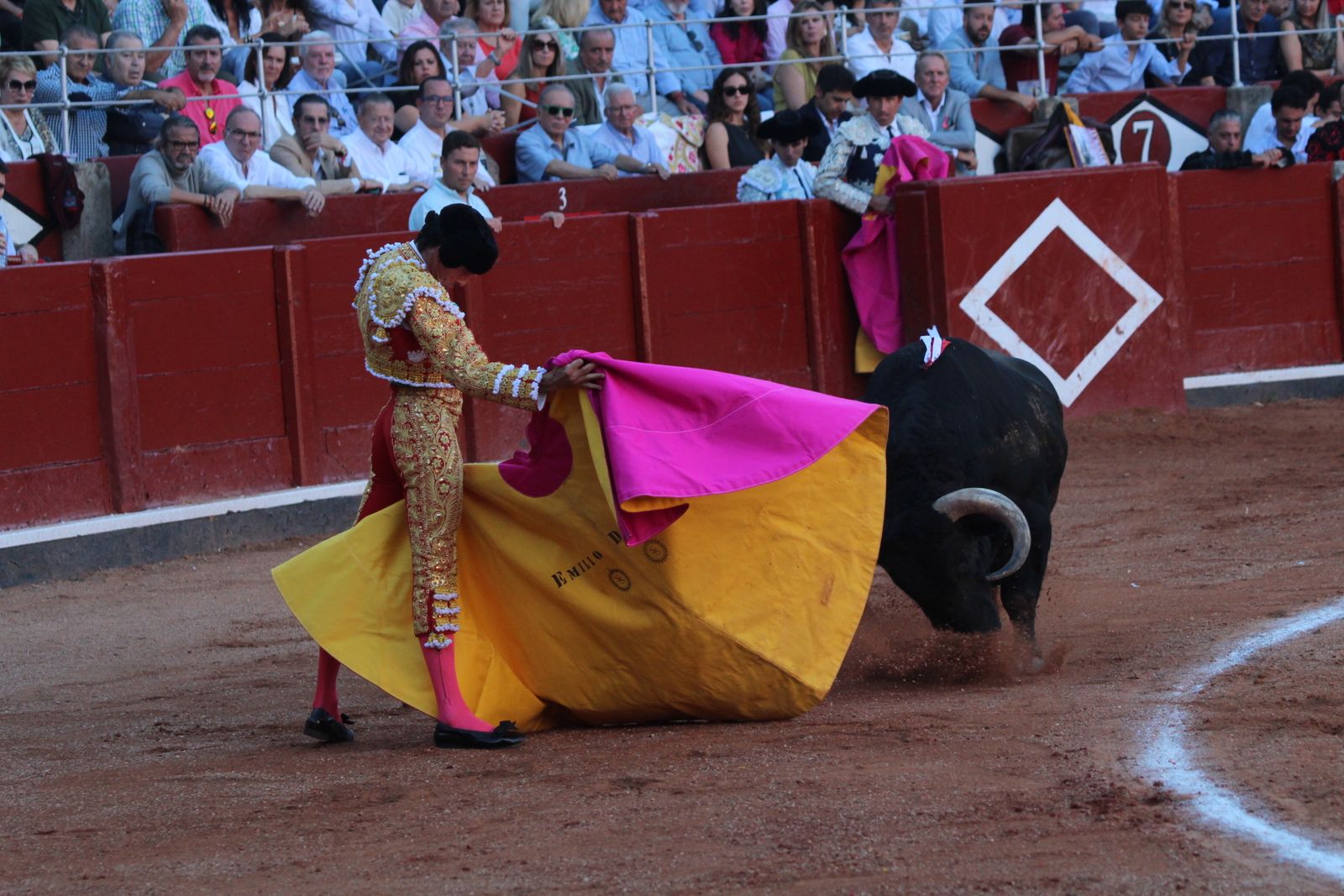 Emilio de Justo, Juan Ortega y Roca Rey inauguran el cartel de figuras en la feria de Salamanca: la corrida de Garcigrande en imágenes