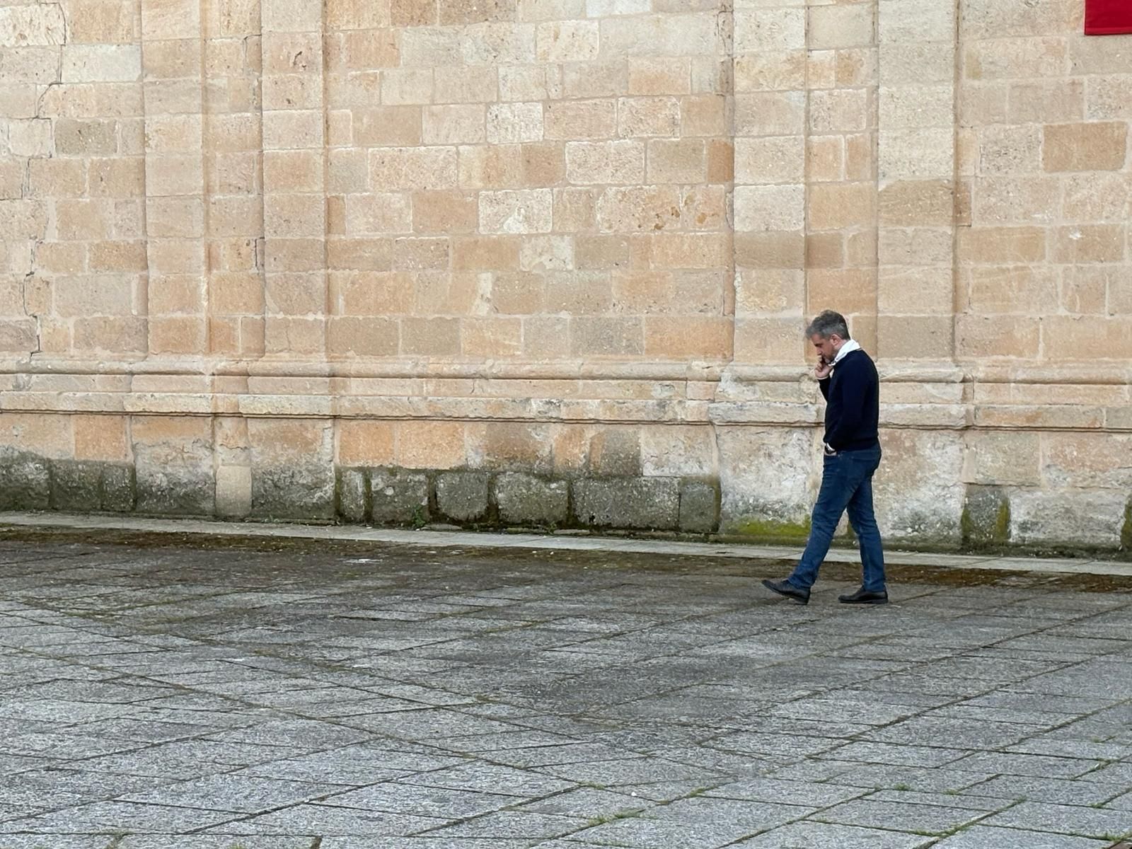 Israel López, presidente de Luz y Vida preocupado ante el devenir de la procesión  Foto: María Lorenzo