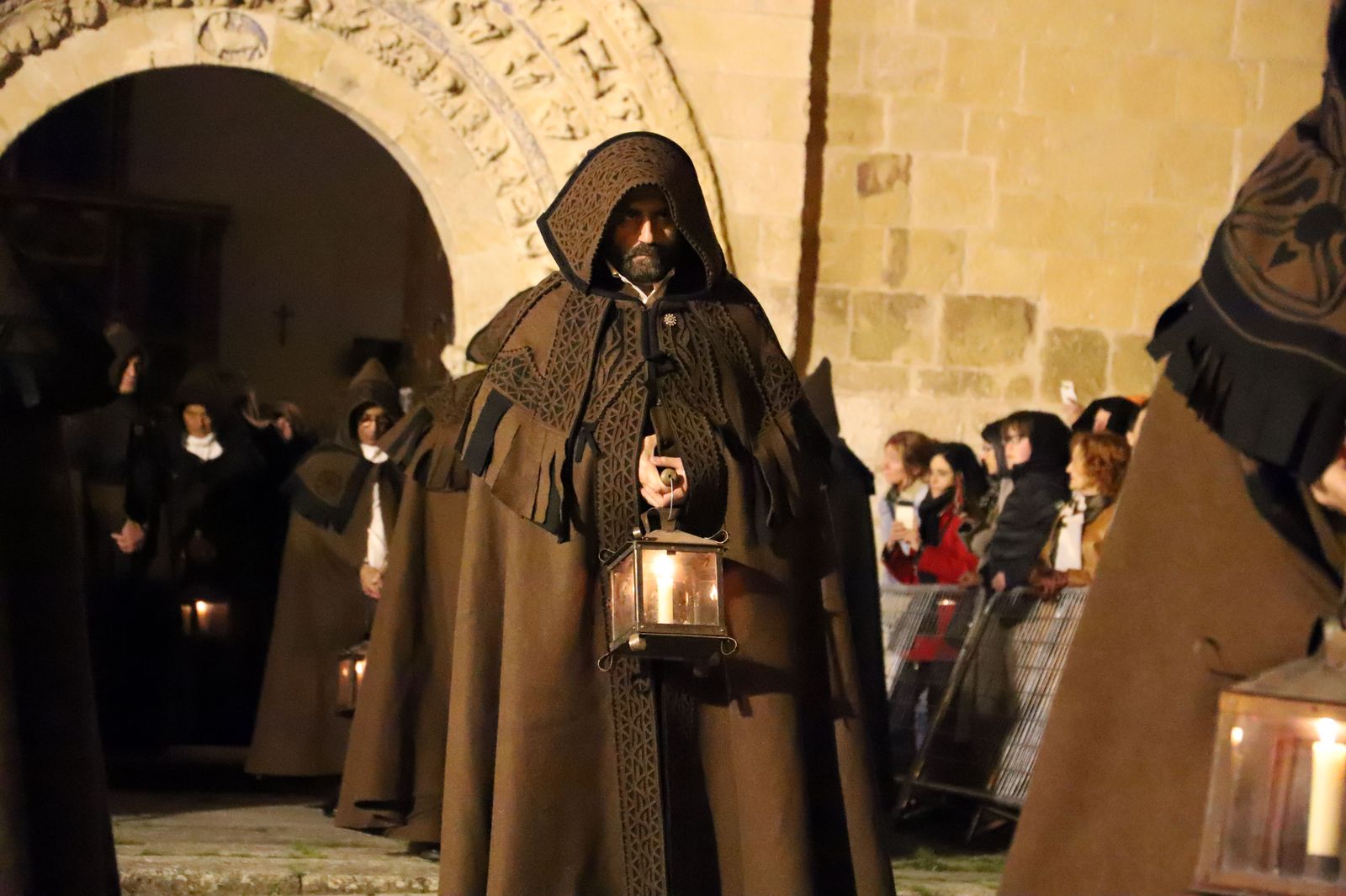 hermandad-del-santisimo-cristo-del-amparo-las-capas-pardas-2023-3