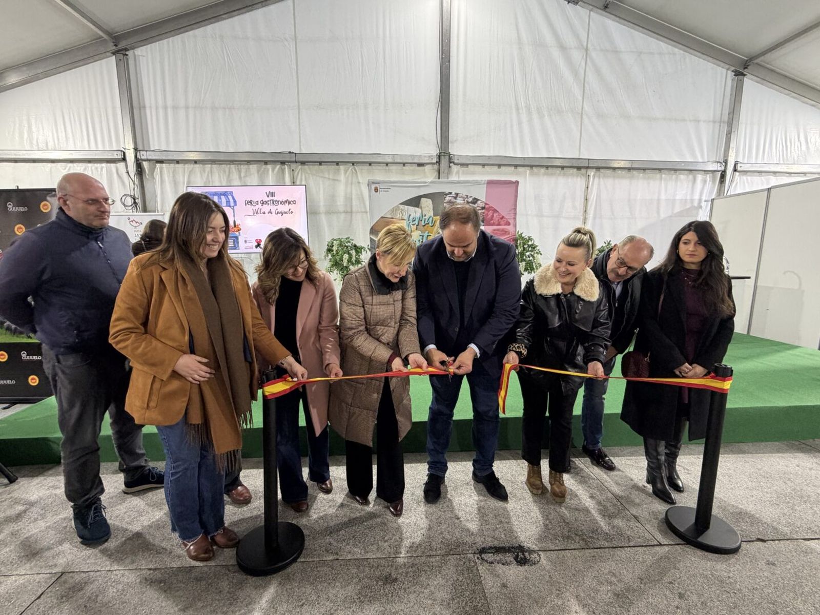 Guijuelo inaugura la VIII Feria Gastronómica