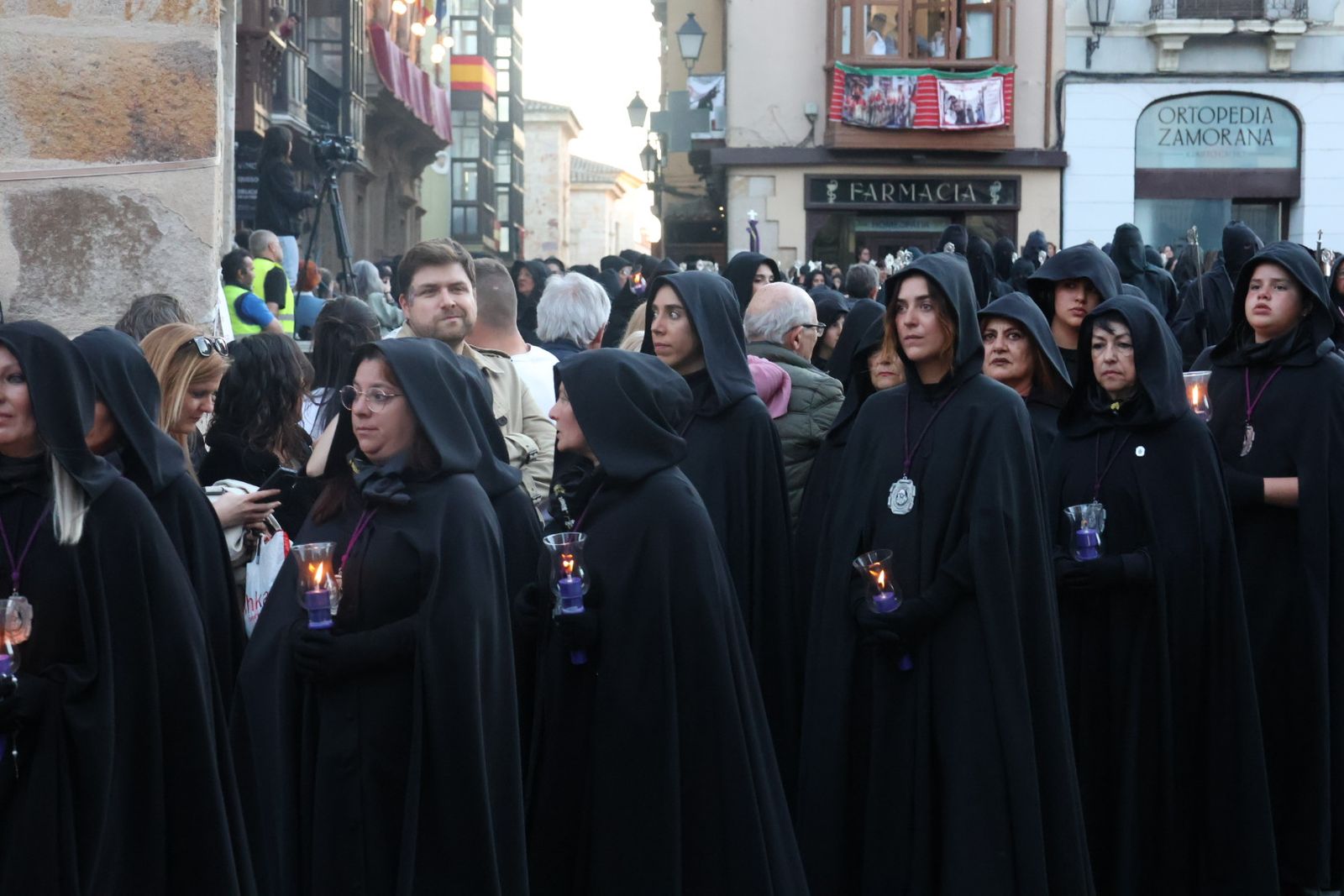 GALERÍA | Revive en imágenes la procesión de la Soledad