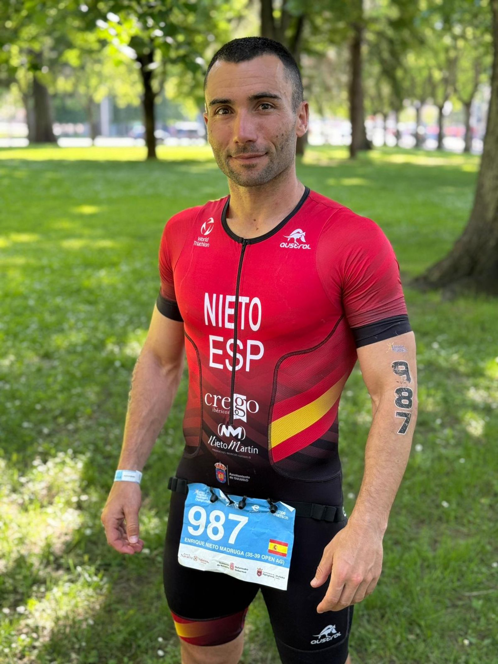 Kike Nieto logra el oro en el Campeonato de España de triatlón y aquabike Kike Nieto logra el oro en el Campeonato de España de triatlón y aquabike