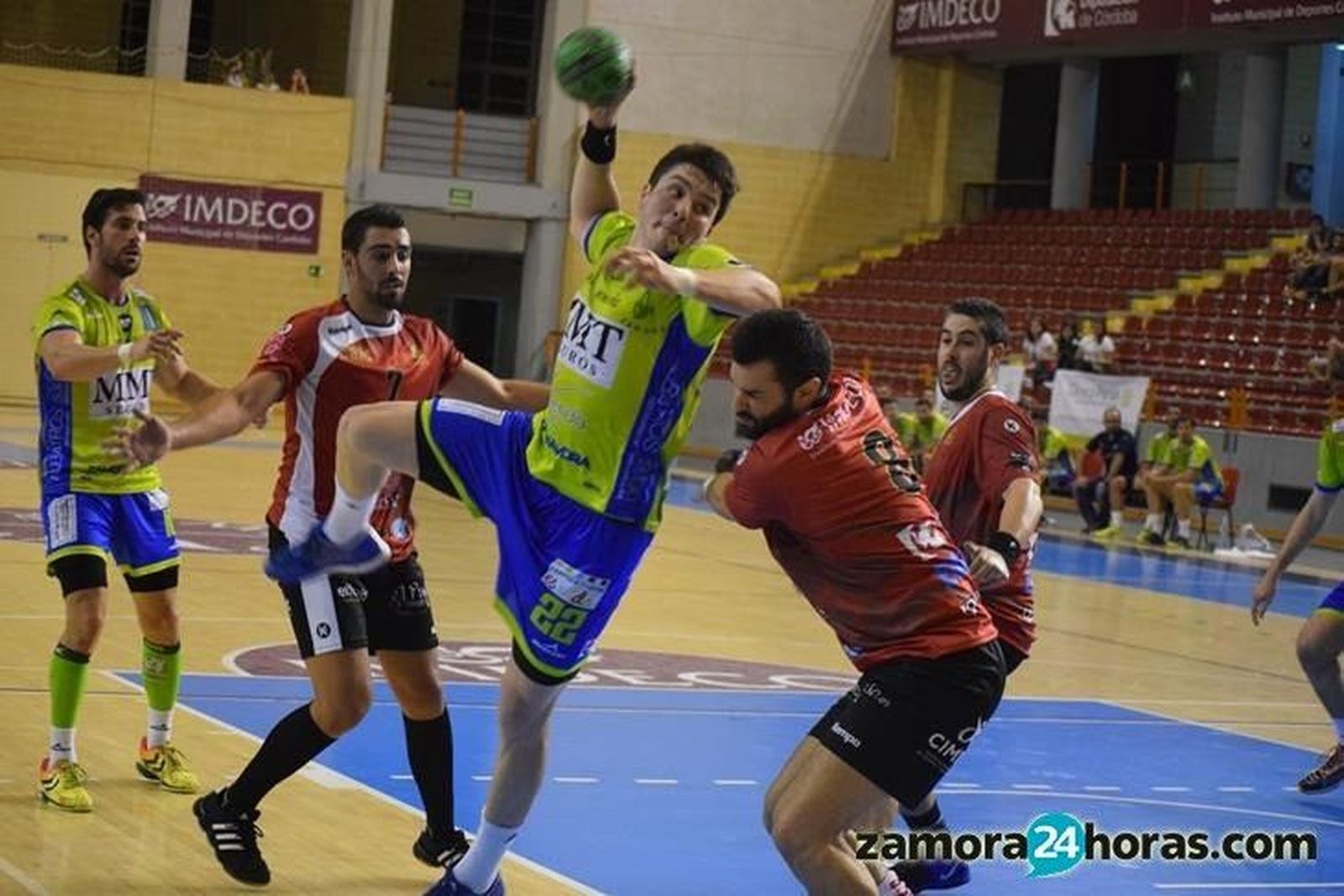 El MMT Seguros, alerta ante la visita de un Carabanchel en racha