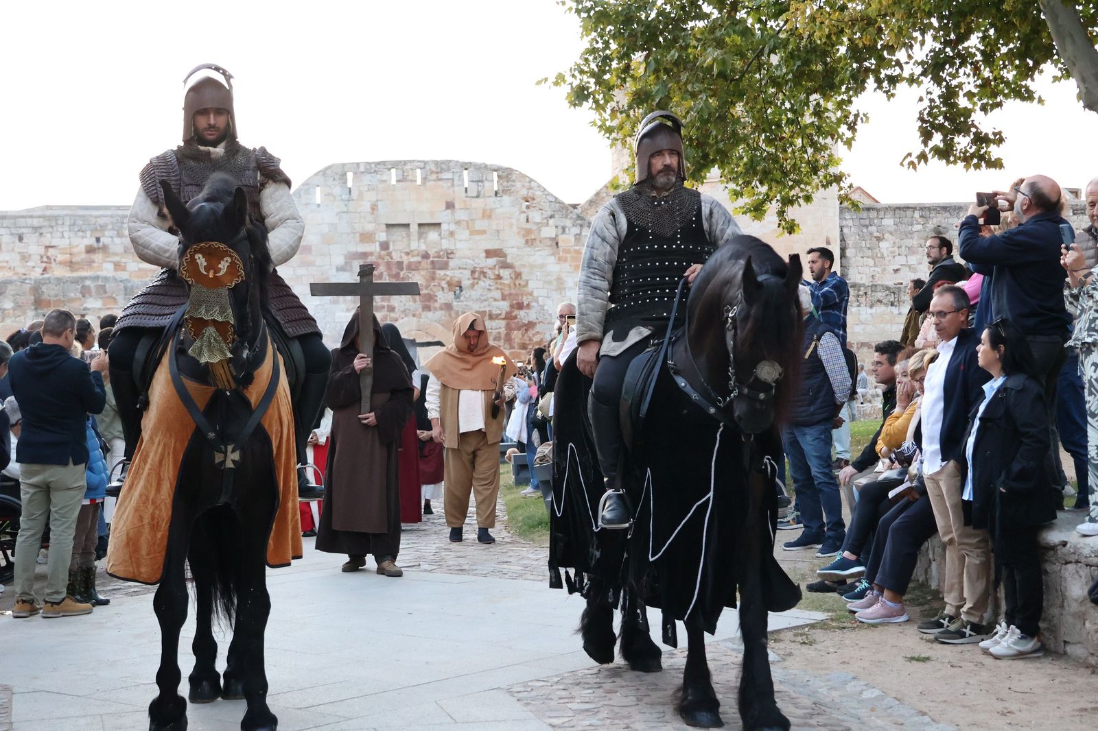 Desfile del entierro de los Hijos de Arias Gonzalo