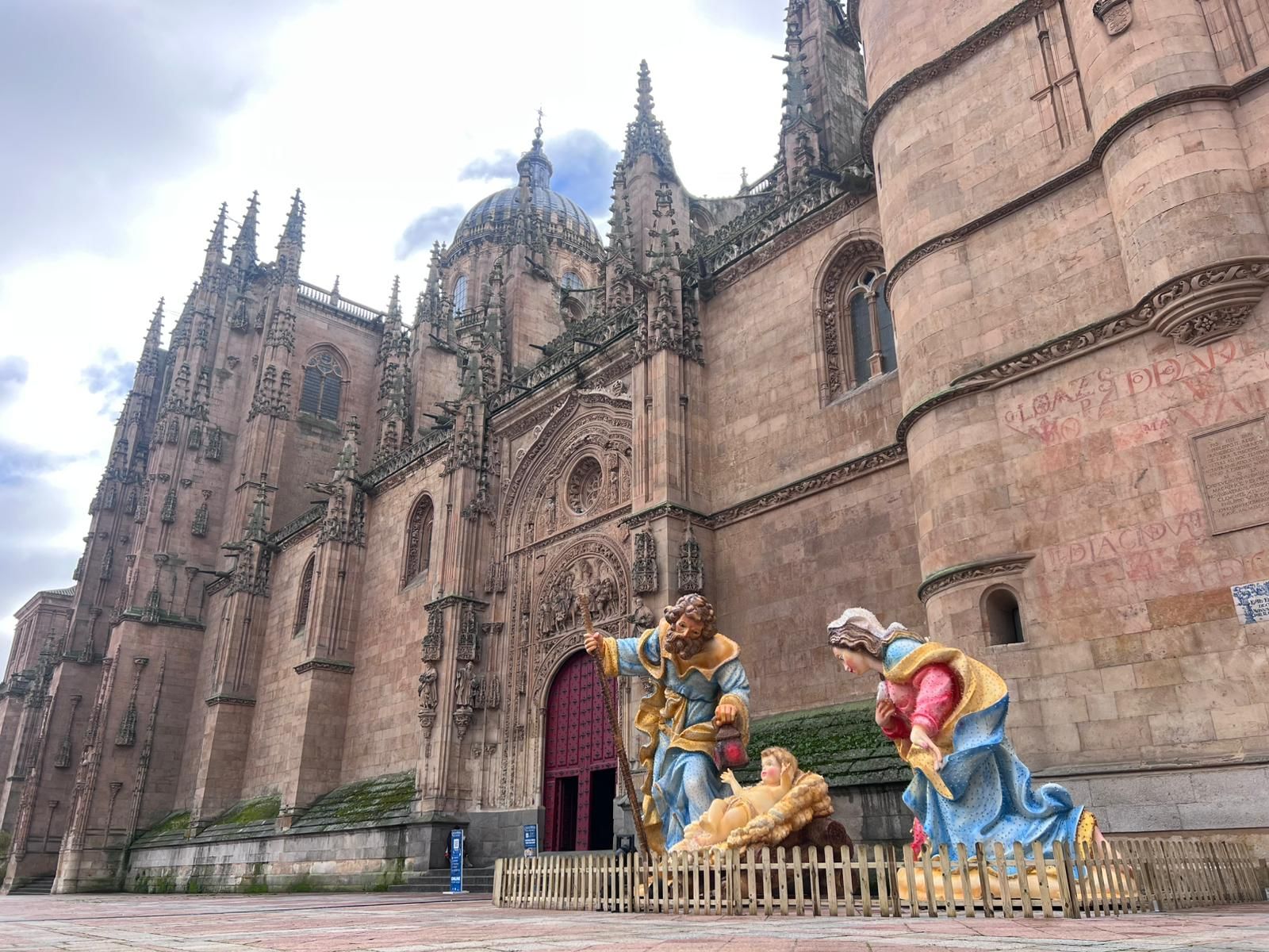 Natividad en el atrio de la Catedral