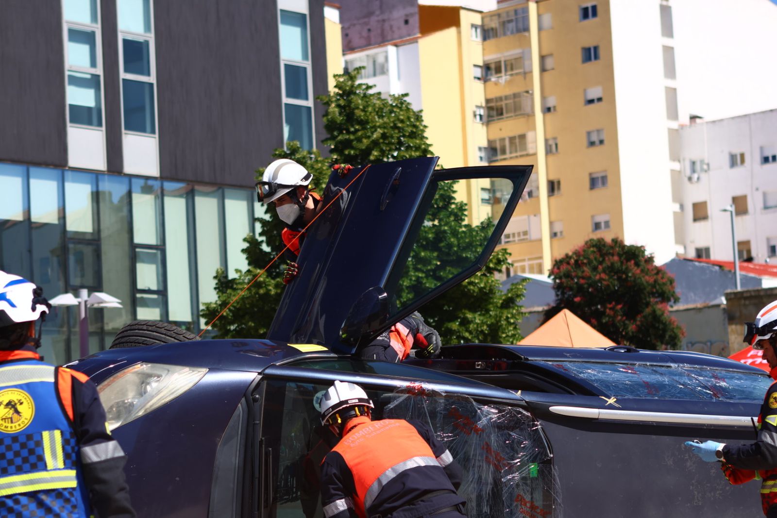 Simulacro de accidente de tráfico en la Plaza de La Concordia